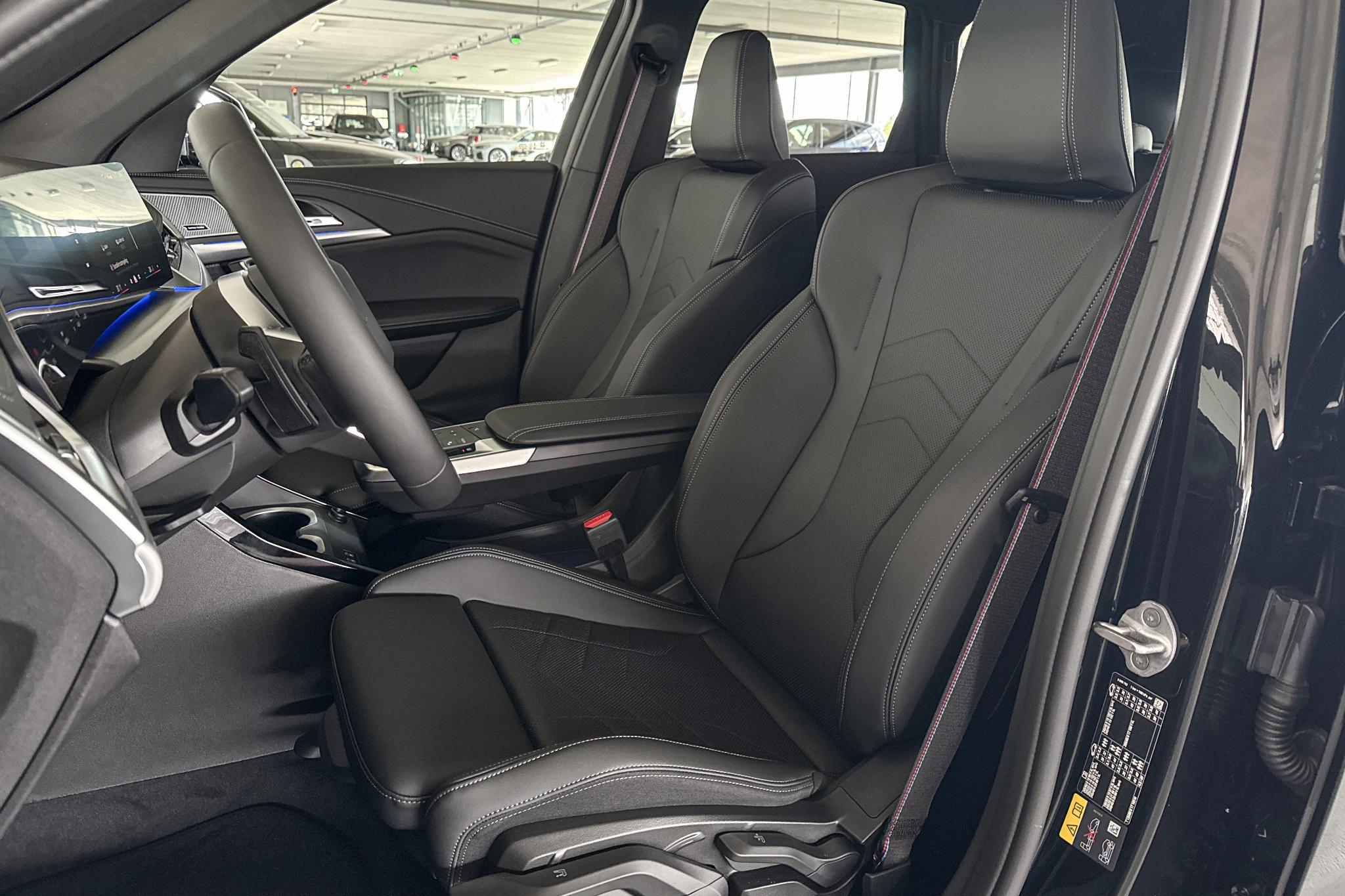 Foto van BMW Ix1 Edrive20