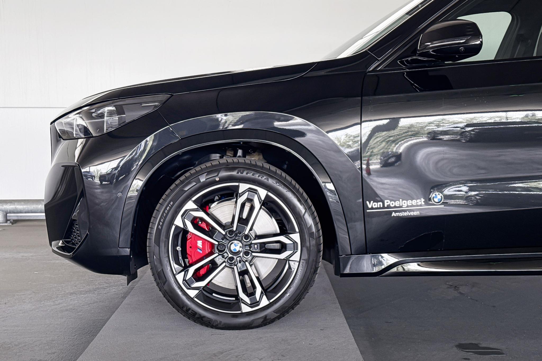 Foto van BMW Ix1 Edrive20