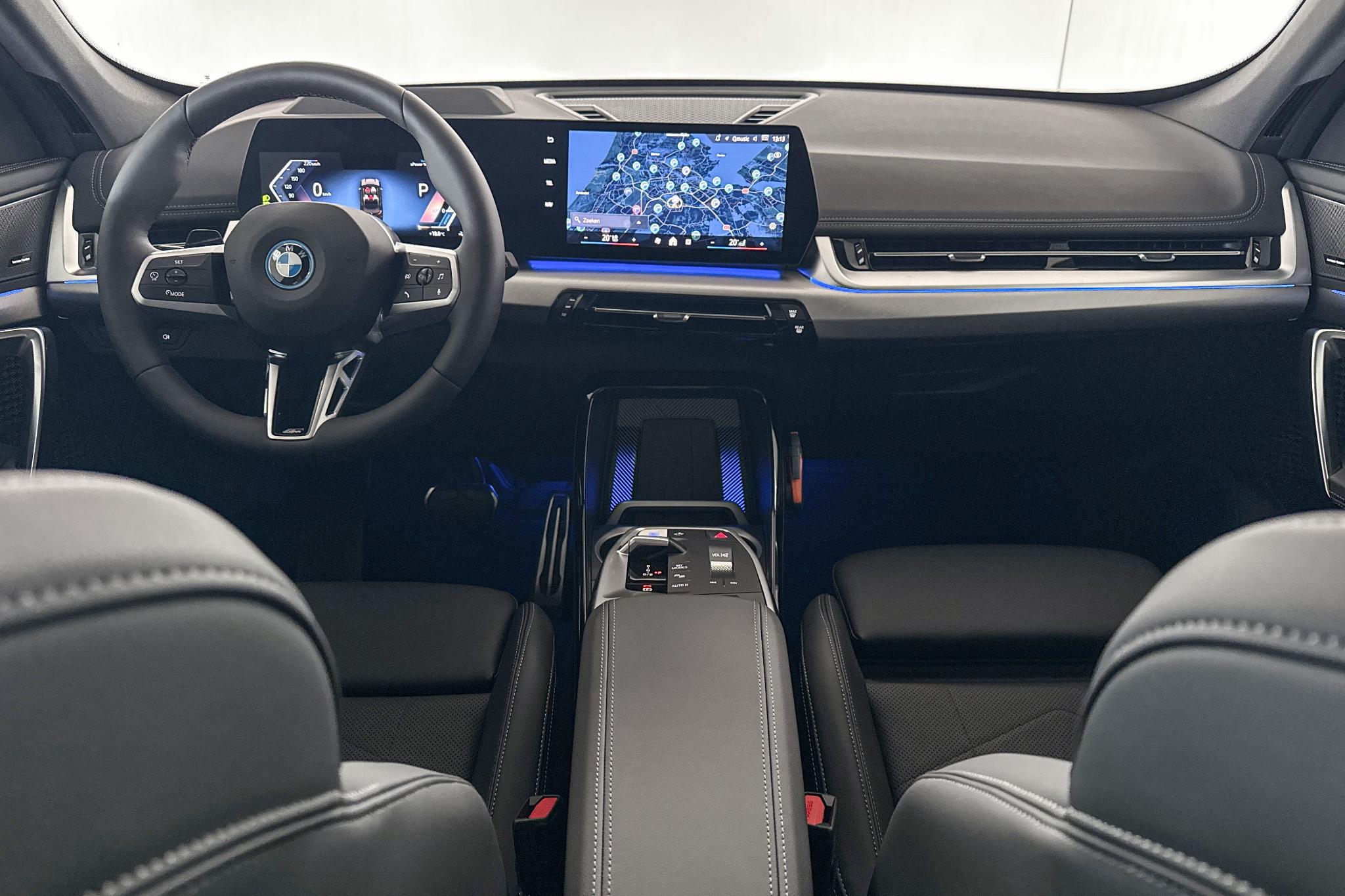Foto van BMW Ix1 Edrive20
