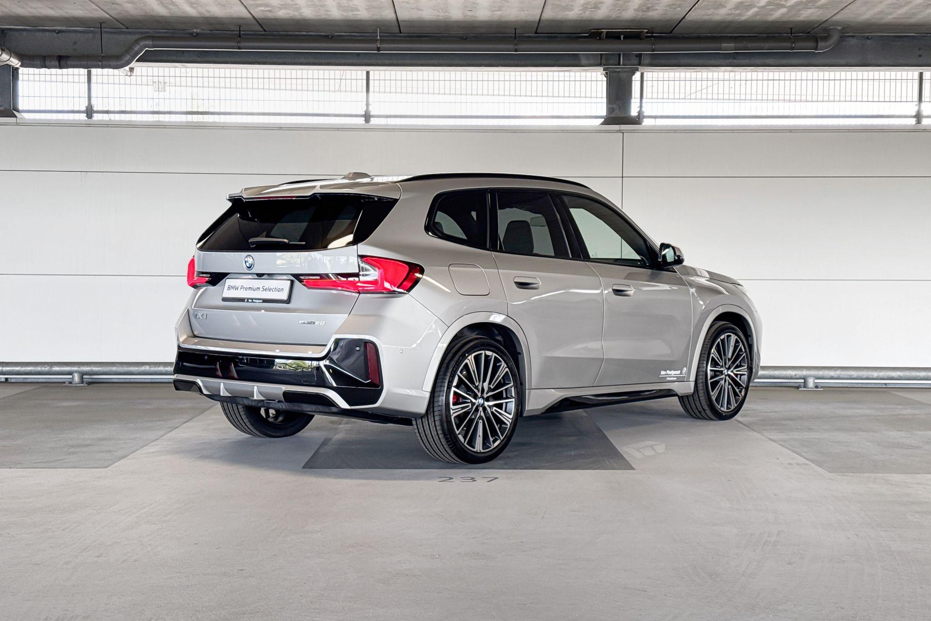Foto van BMW Ix1 Edrive20