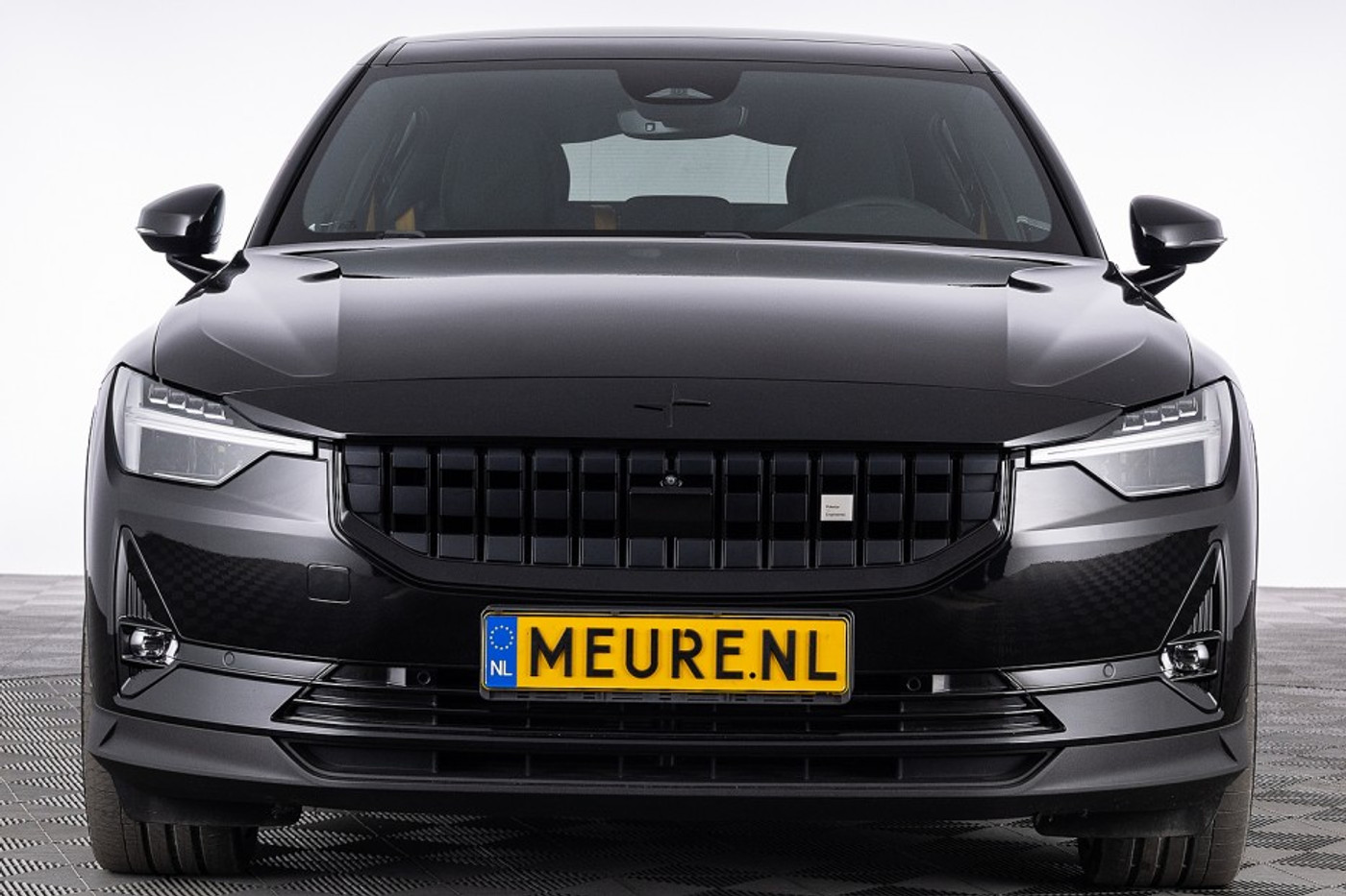 Foto van Polestar 2