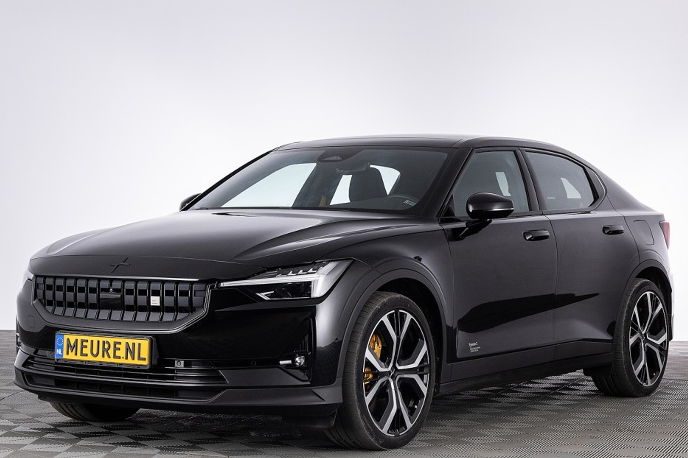 Foto van Polestar 2