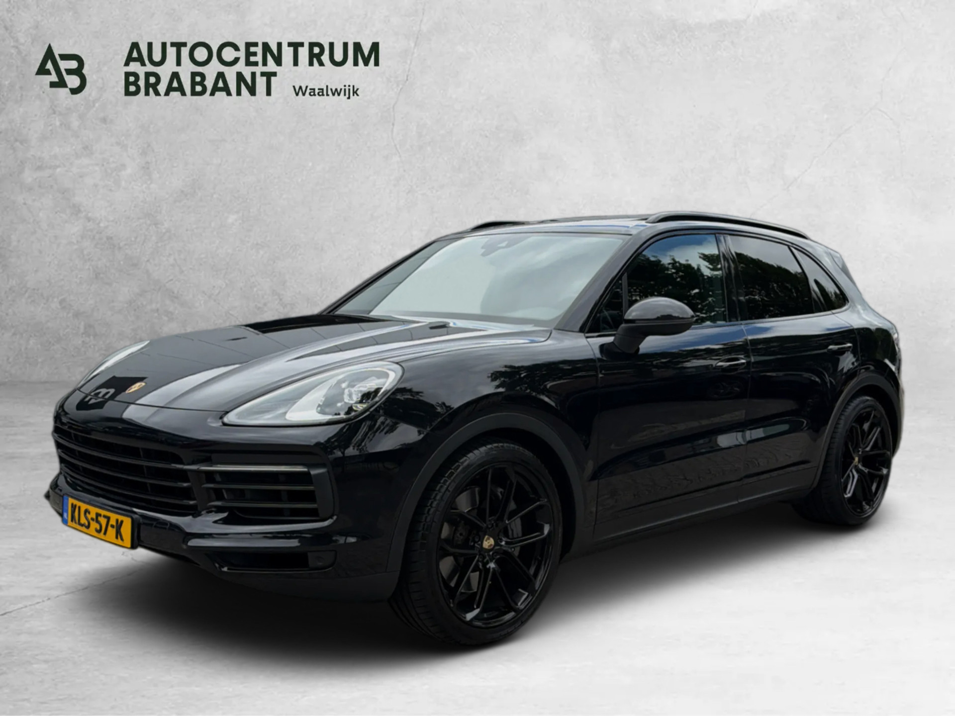 Porsche Cayenne S 2.9 S (Dealer OndH, 2e Eig, Panorama, Lucht Vering, Night Vis, 18-voudige Stoelen, Stoel VerW/ VerK, Camera, Etc) 2018 - voorkant