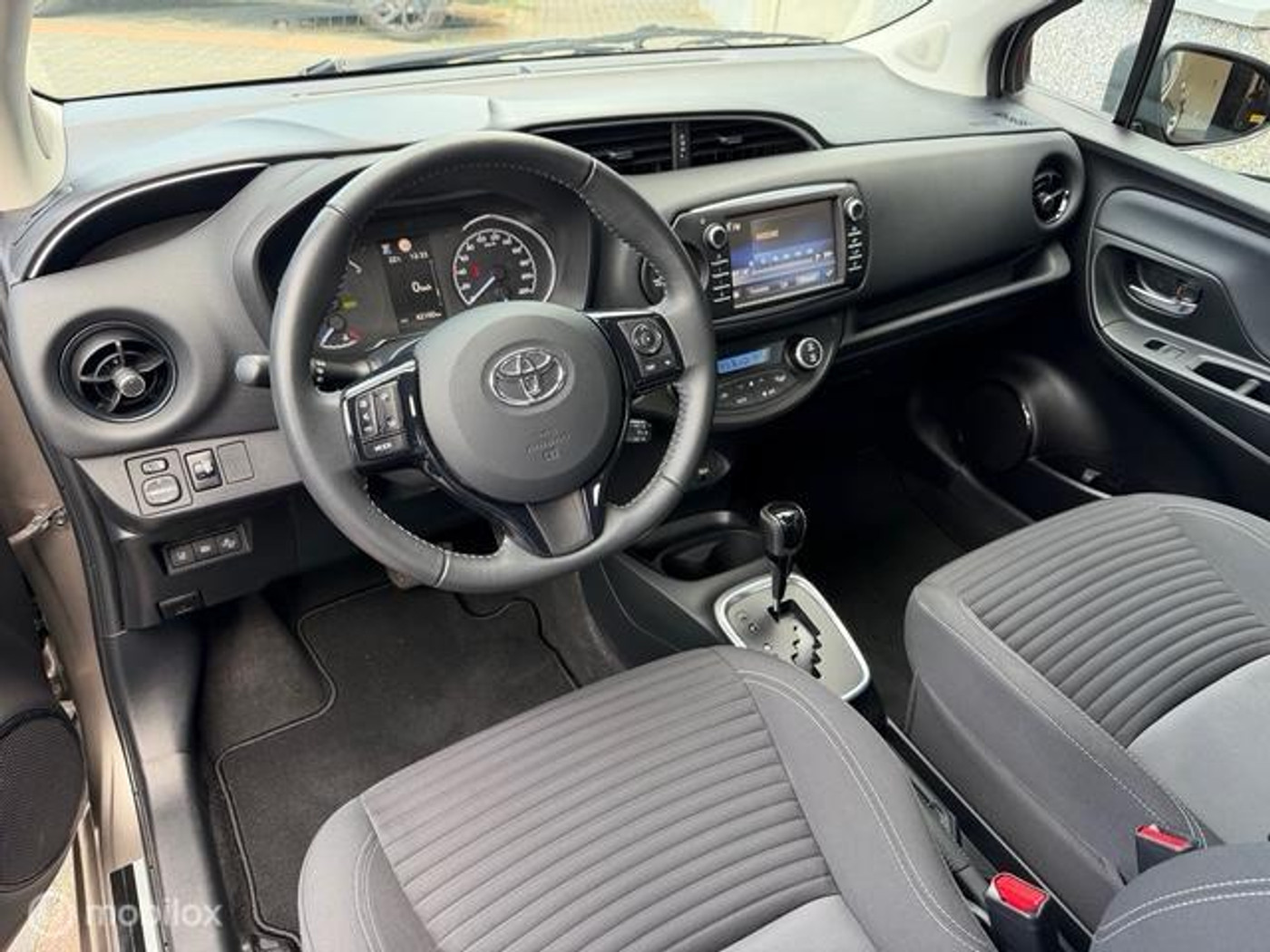 Foto van Toyota Toyota Yaris Hybrid