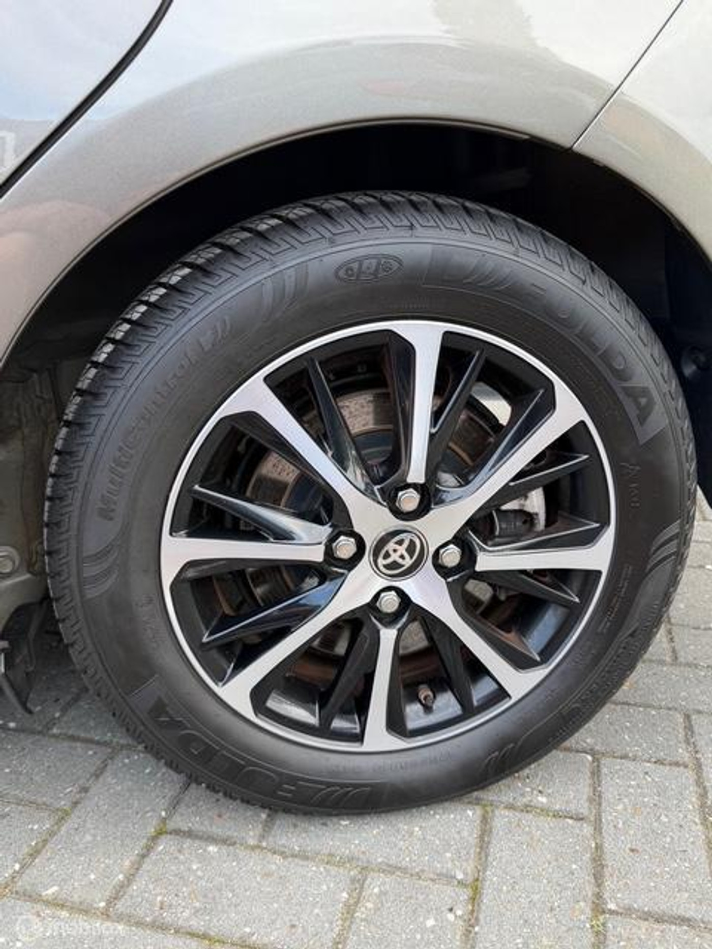 Foto van Toyota Toyota Yaris Hybrid