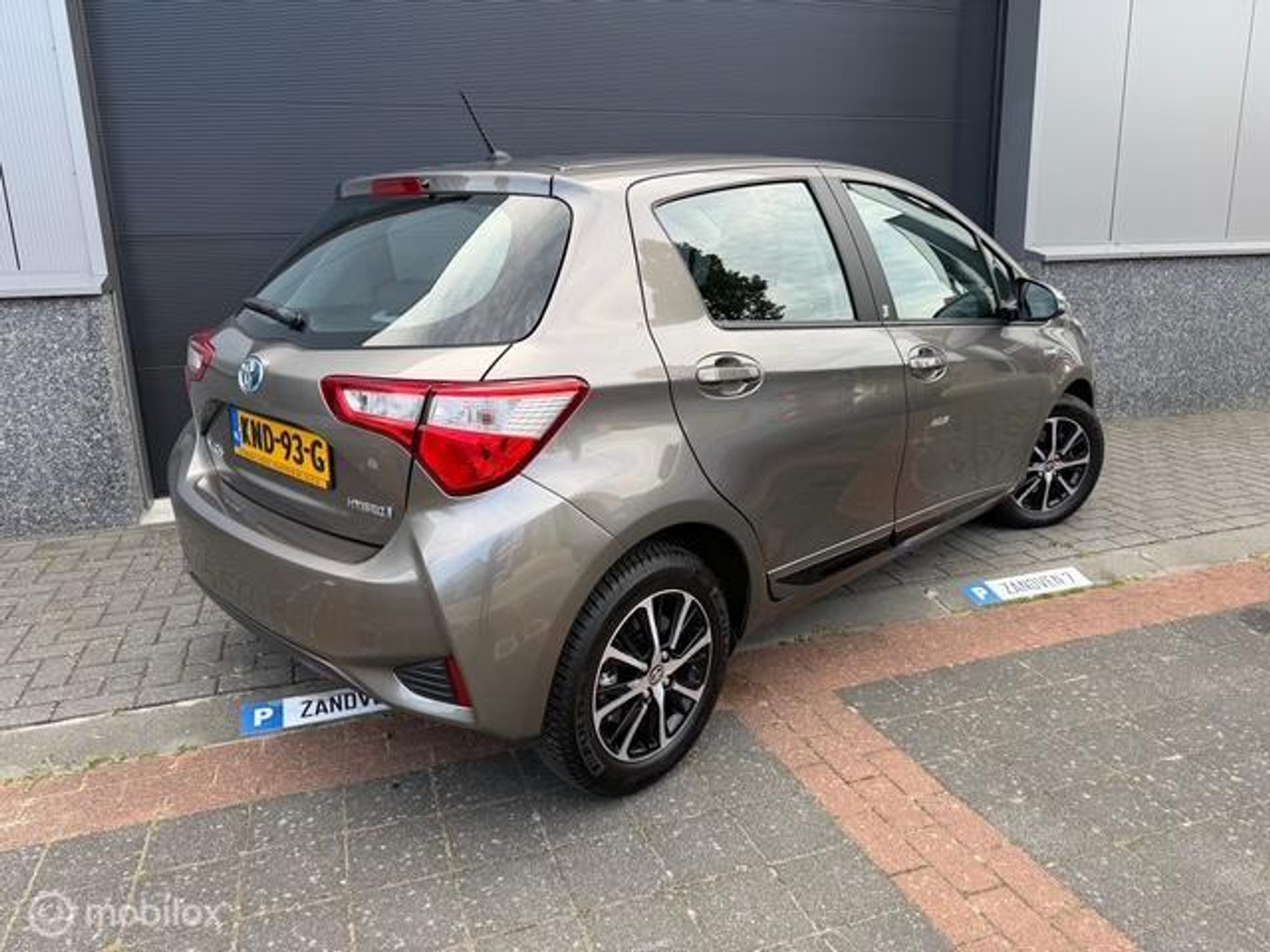Foto van Toyota Toyota Yaris Hybrid