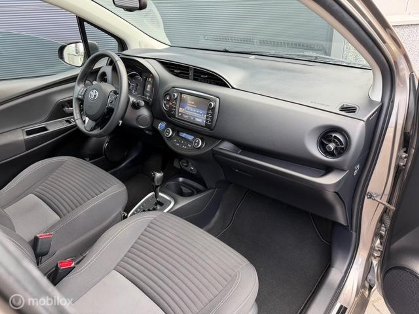 Foto van Toyota Toyota Yaris Hybrid