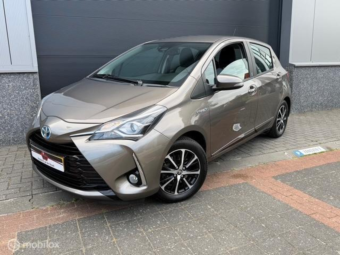 Foto van Toyota Toyota Yaris Hybrid