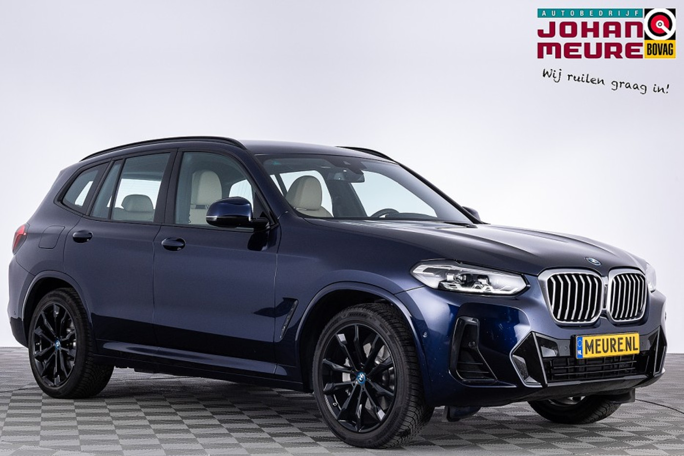 BMW X3 xDrive30e M-sport | LEDER | Camera | PHEV . 2024 - voorkant