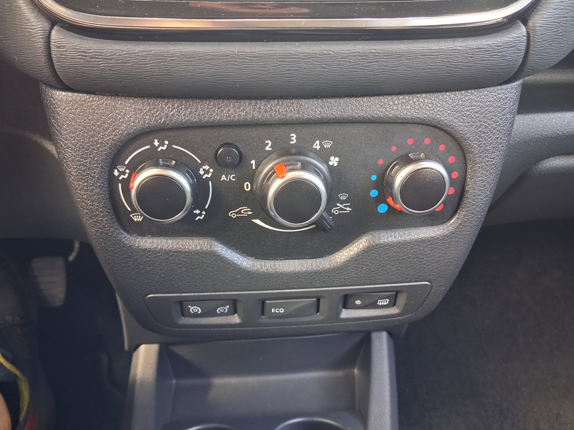 Foto van Dacia Lodgy
