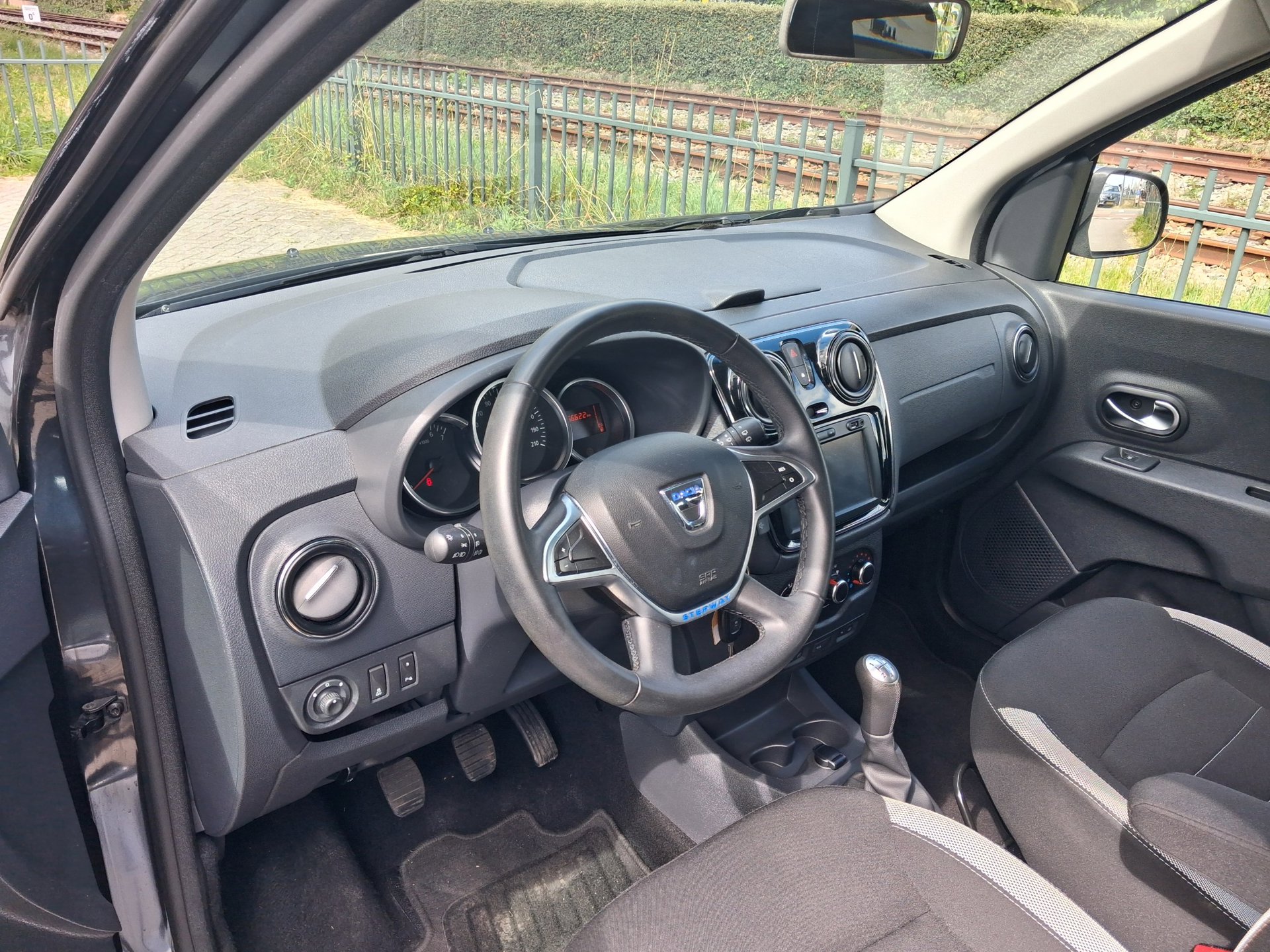 Foto van Dacia Lodgy