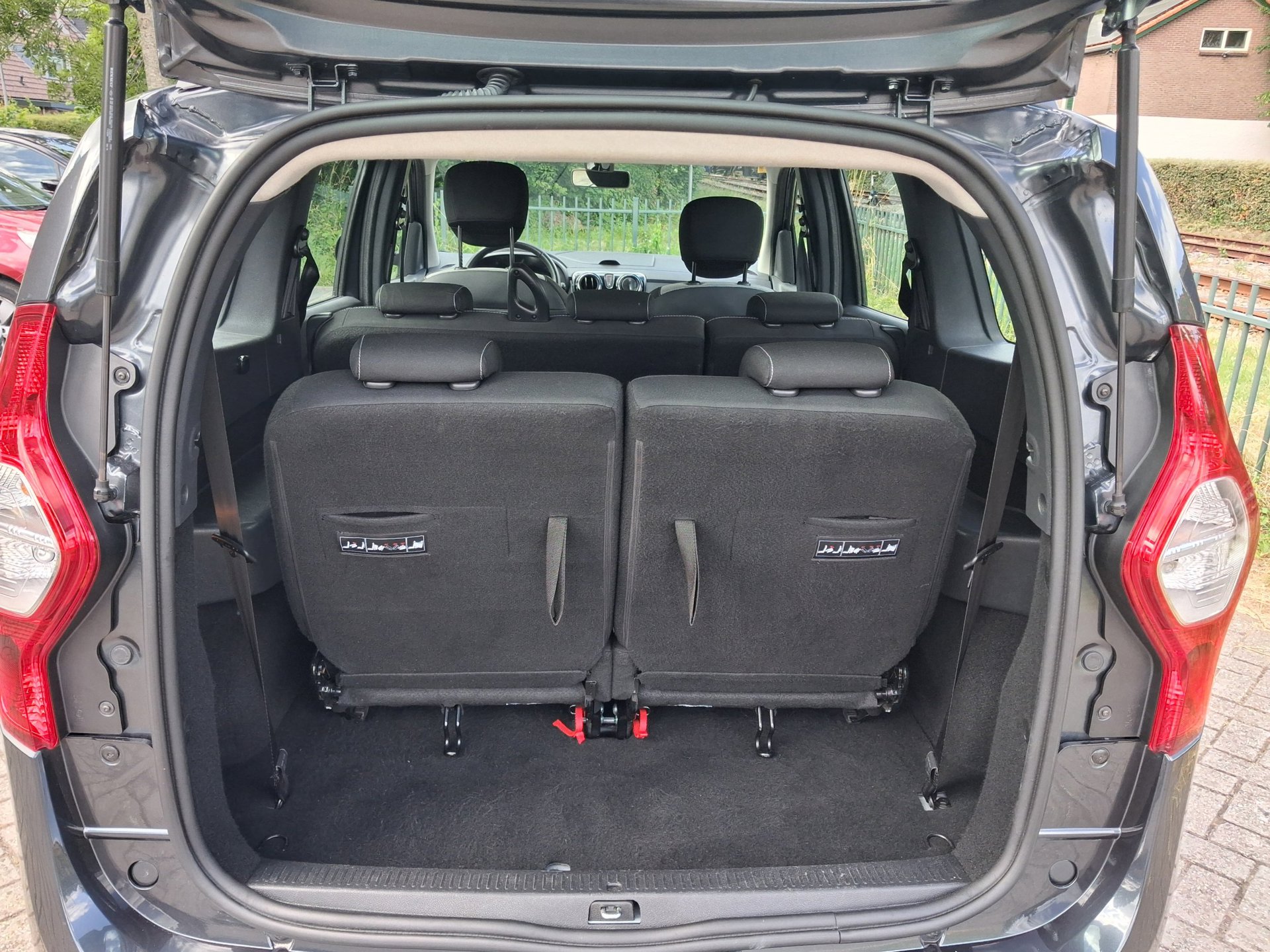 Foto van Dacia Lodgy