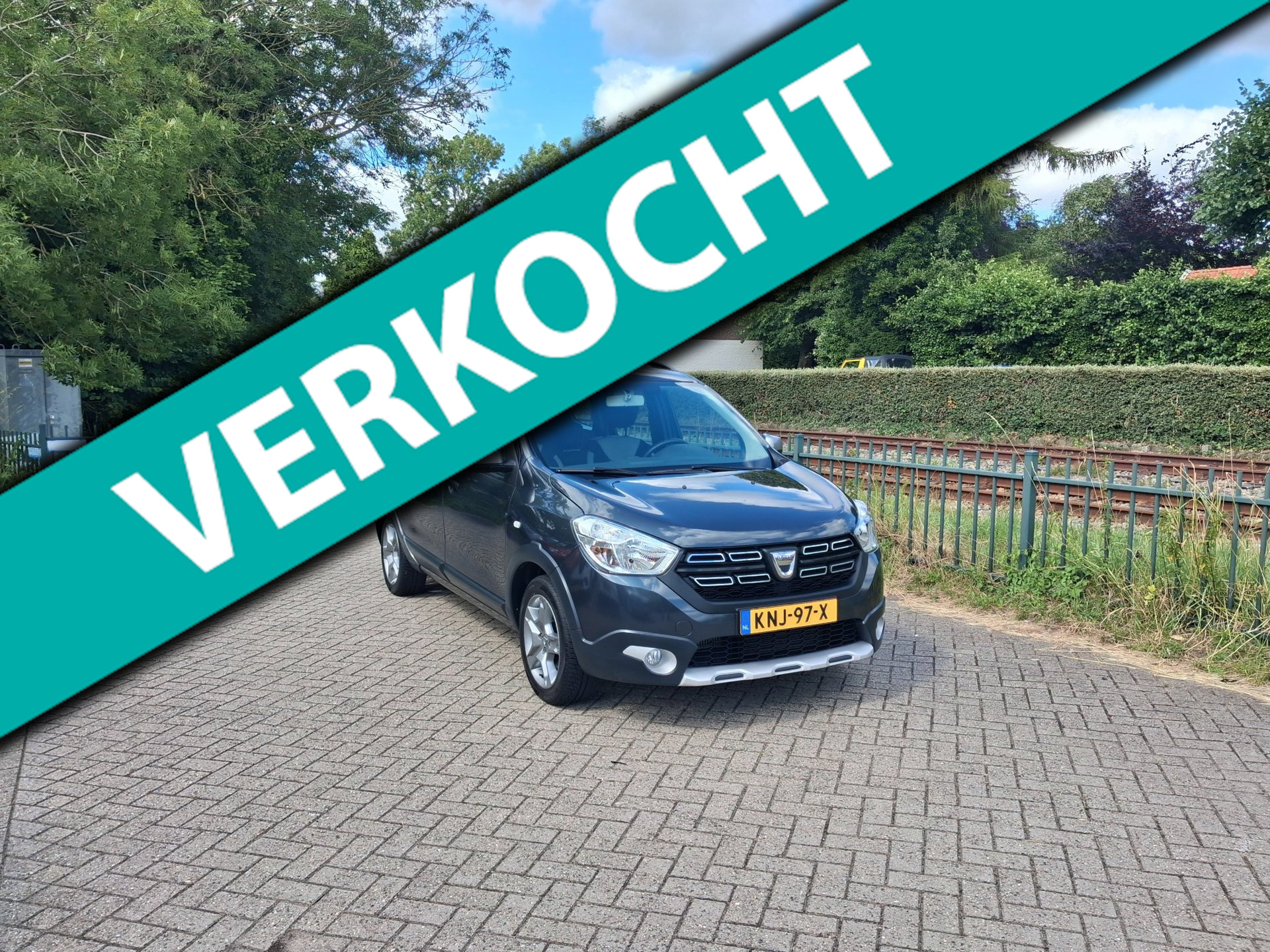 Dacia Lodgy 1.2 TCe Série Limitée Stepway 7pers. 56000km!! ALLINPRIJS 2018 - voorkant