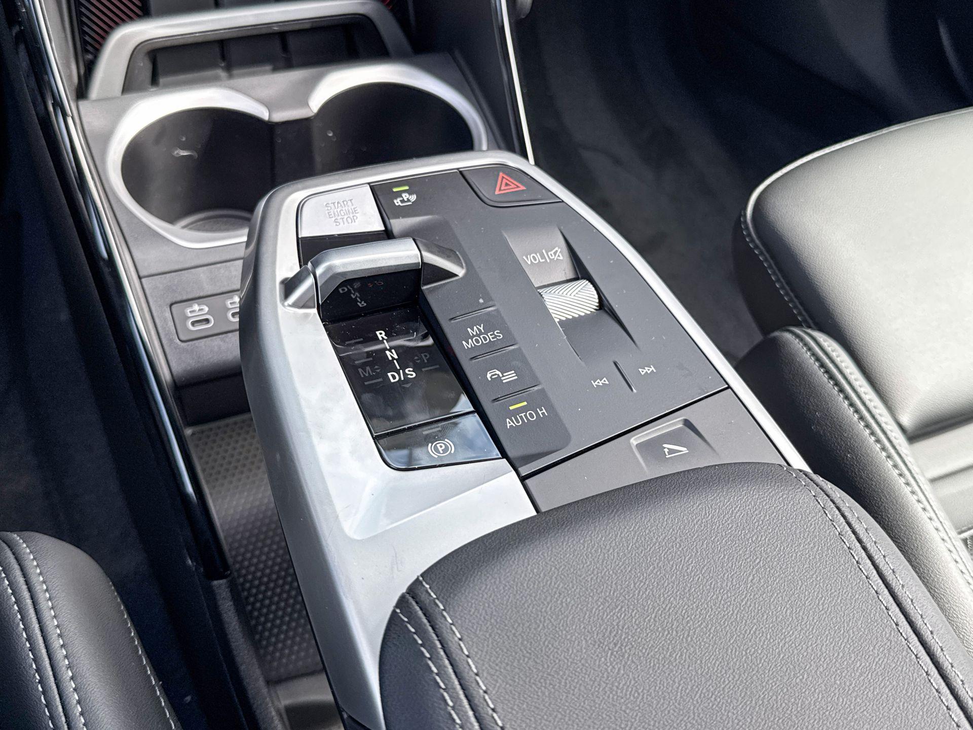 Foto van BMW X1 Xdrive23i