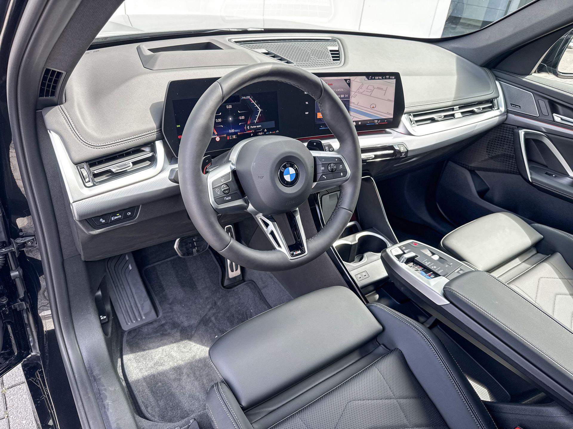 Foto van BMW X1 Xdrive23i