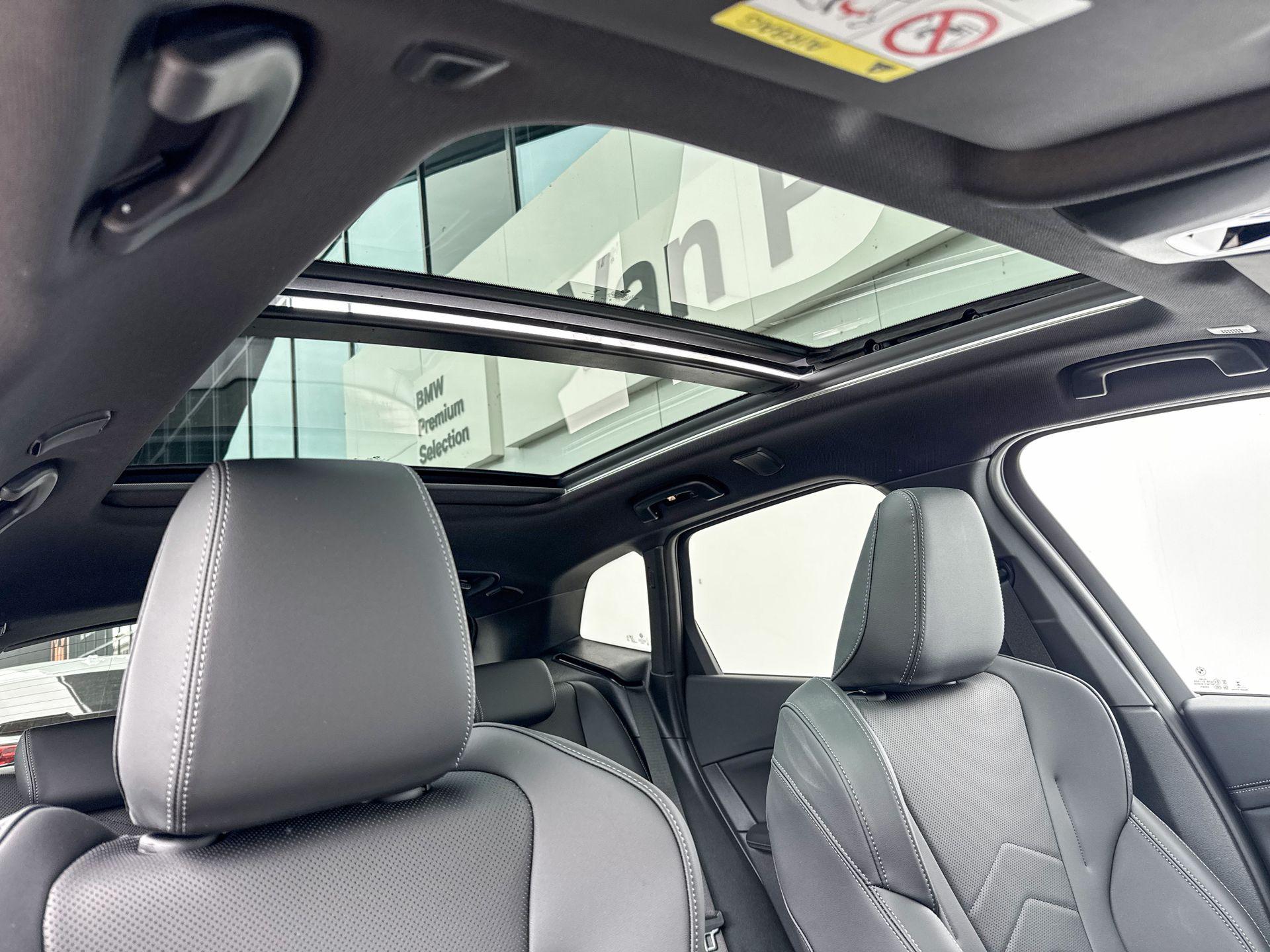 Foto van BMW 225e xDrive Active Tourer