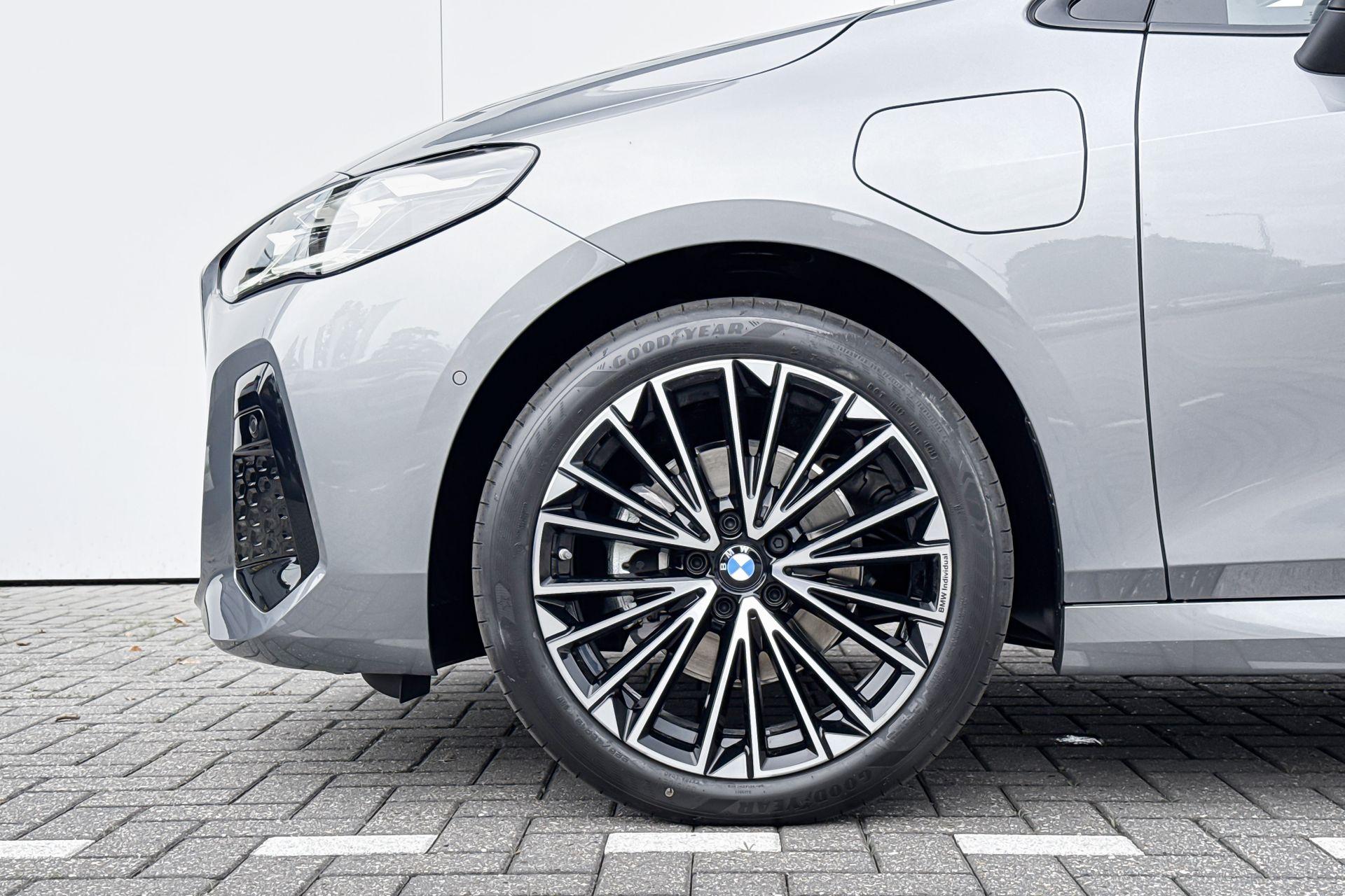 Foto van BMW 225e xDrive Active Tourer