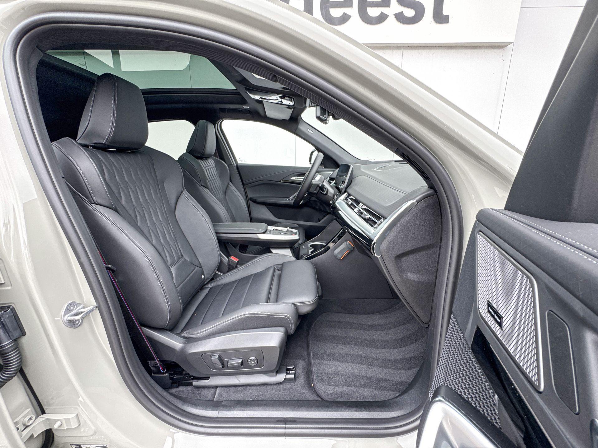 Foto van BMW Ix2 Edrive20