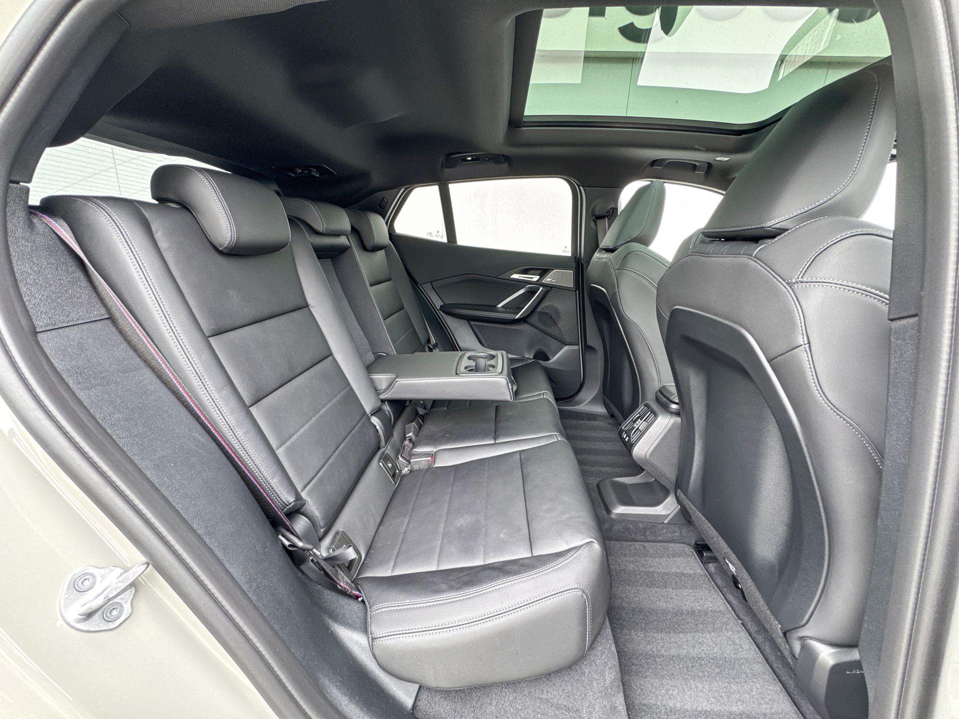 Foto van BMW Ix2 Edrive20