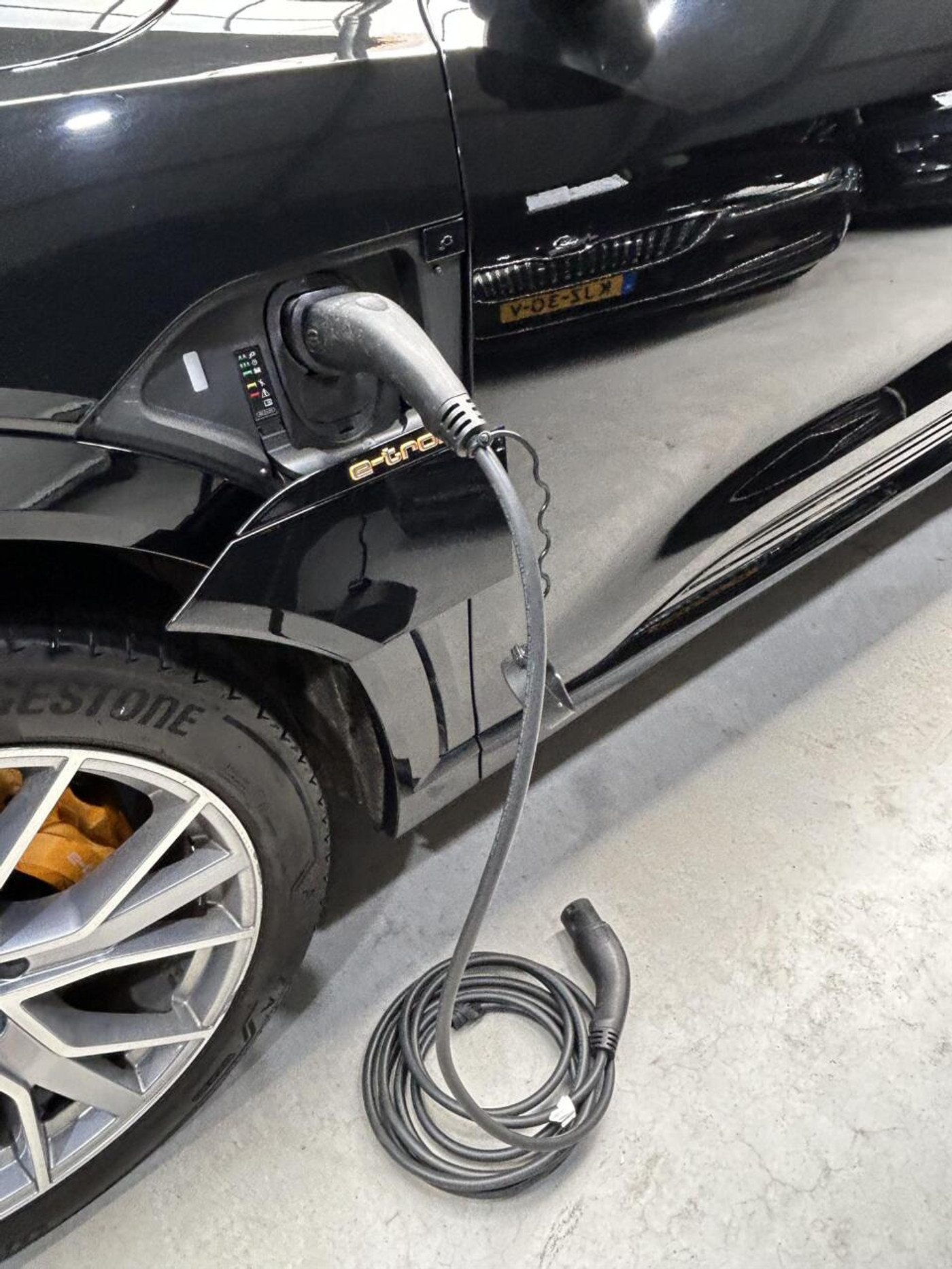Foto van Audi E-tron