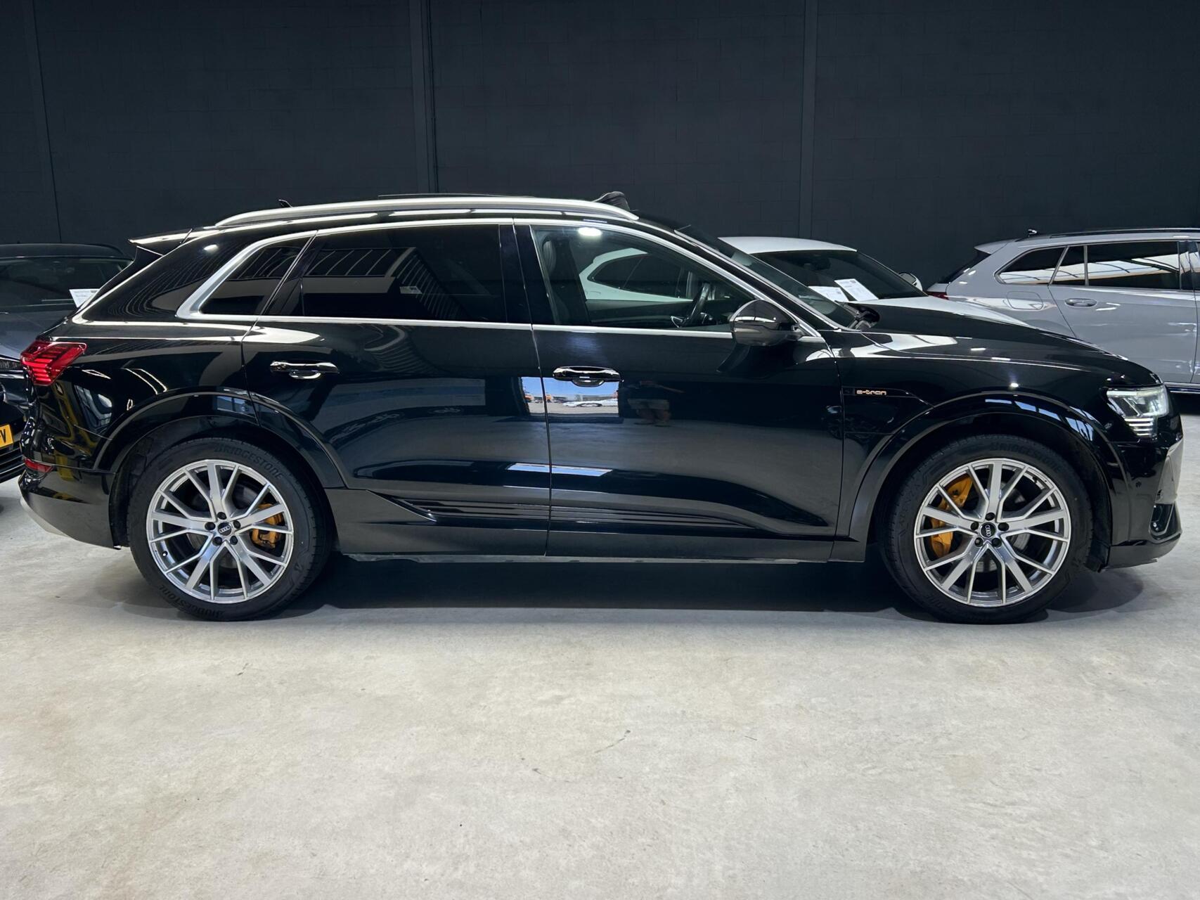 Foto van Audi E-tron