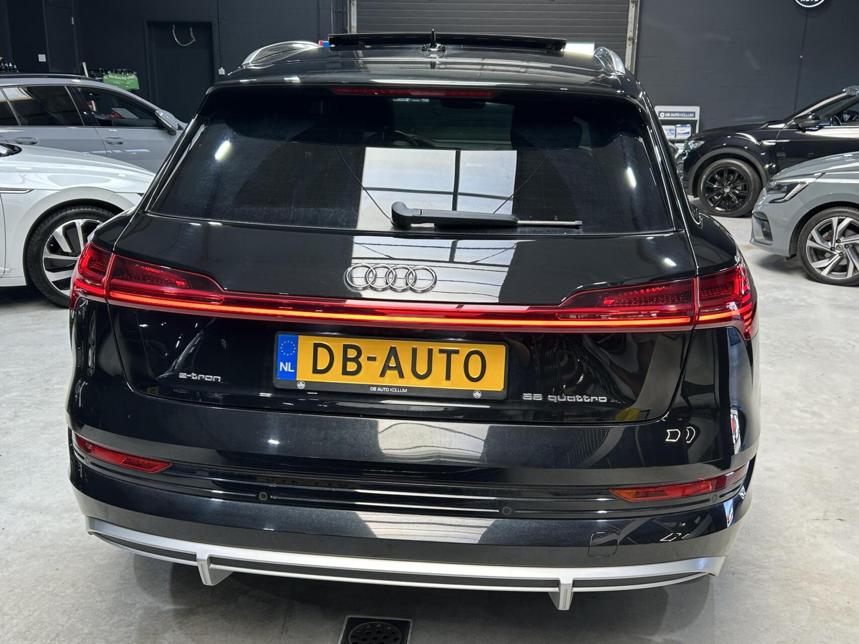 Foto van Audi E-tron