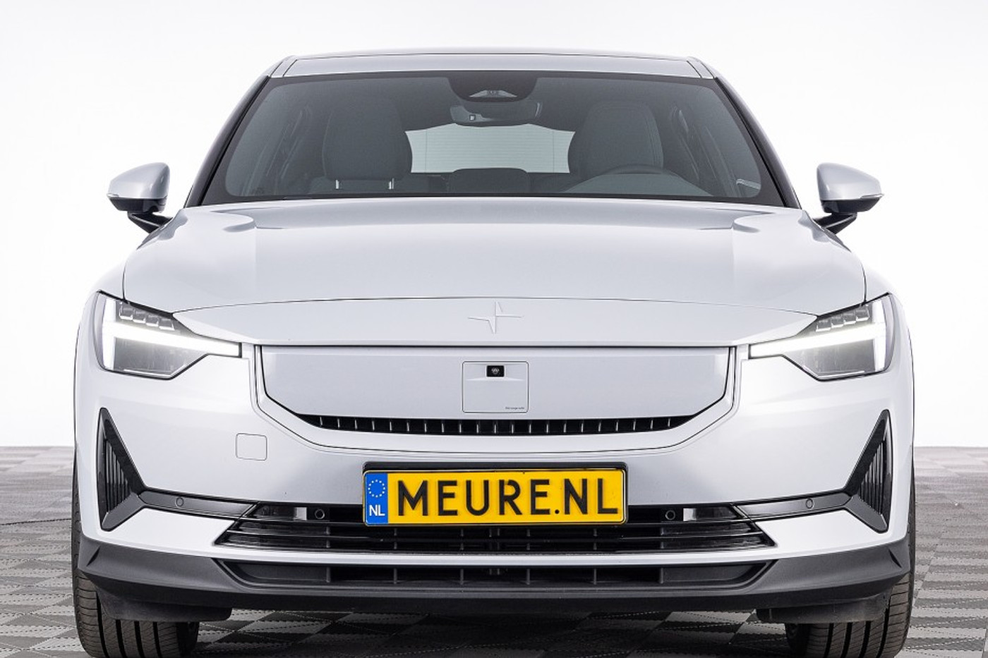 Foto van Polestar 2