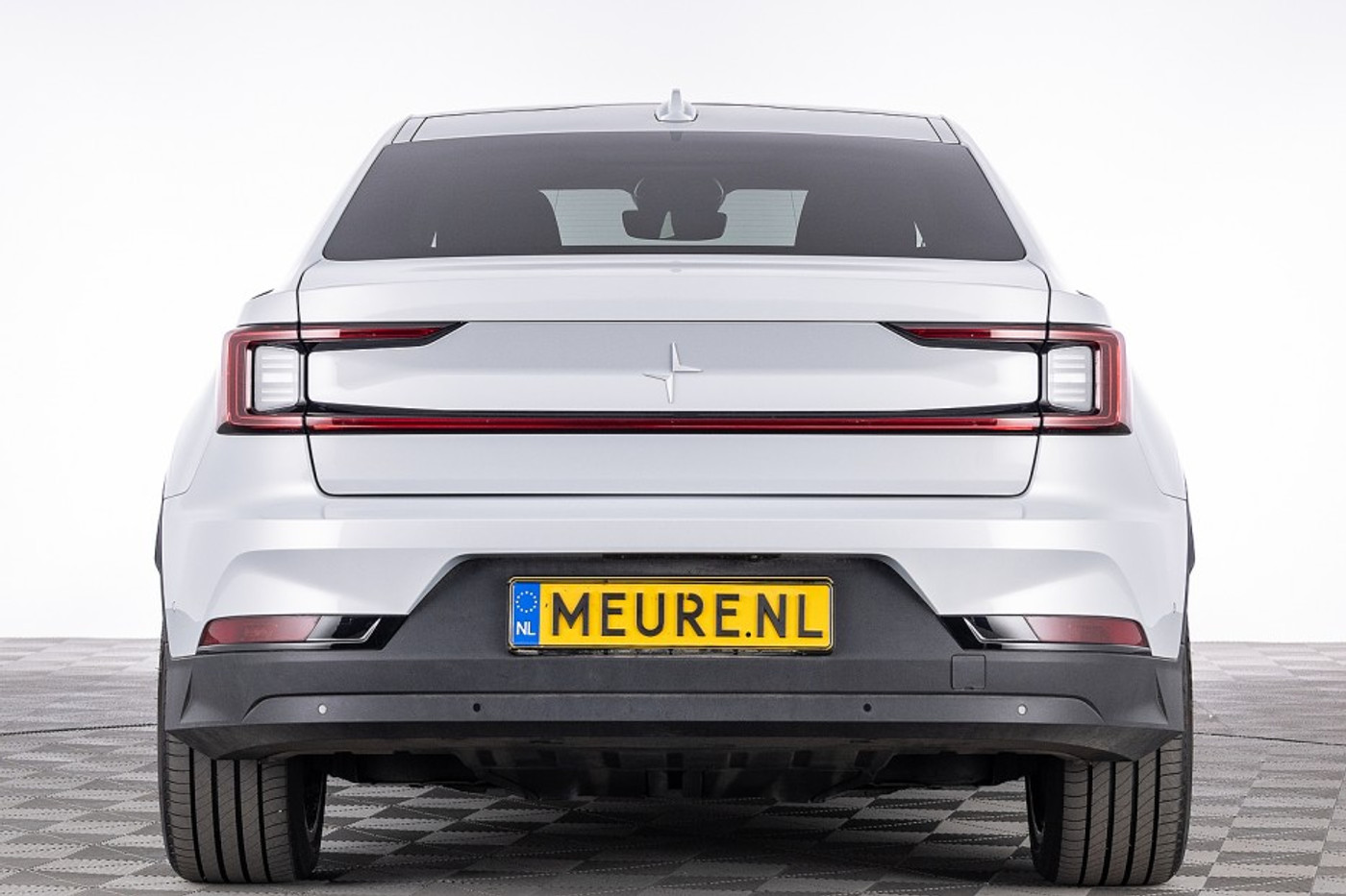 Foto van Polestar 2