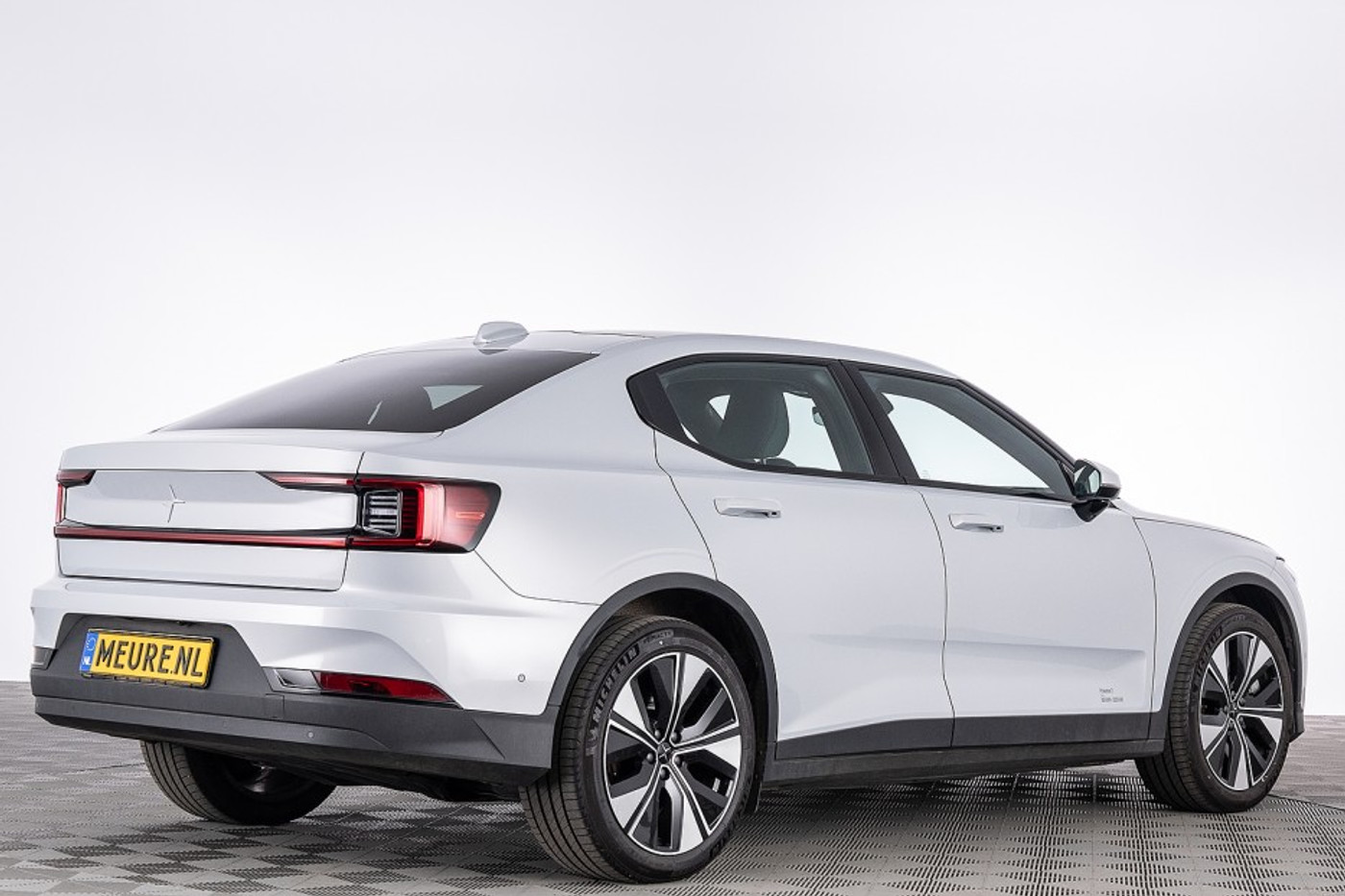 Foto van Polestar 2