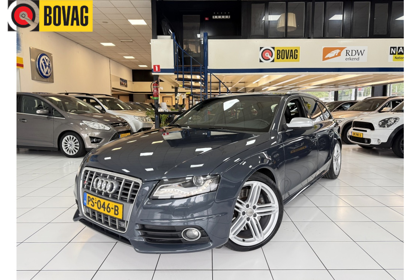 Audi A4 Avant 3.0 TFSI S4 q. Pro L 2009 - voorkant