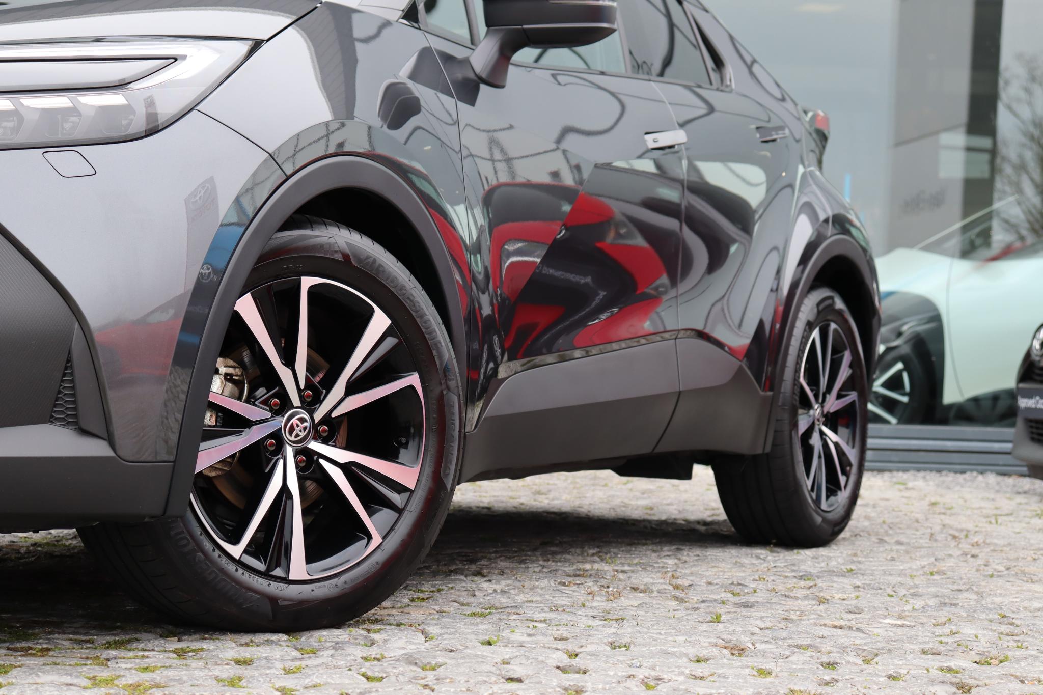 Foto van Toyota C-hr