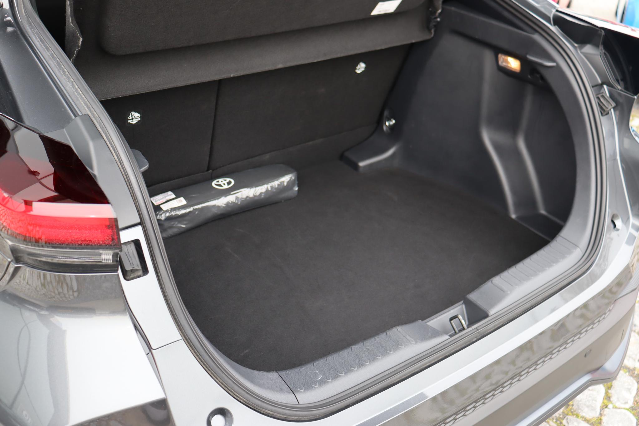 Foto van Toyota C-hr