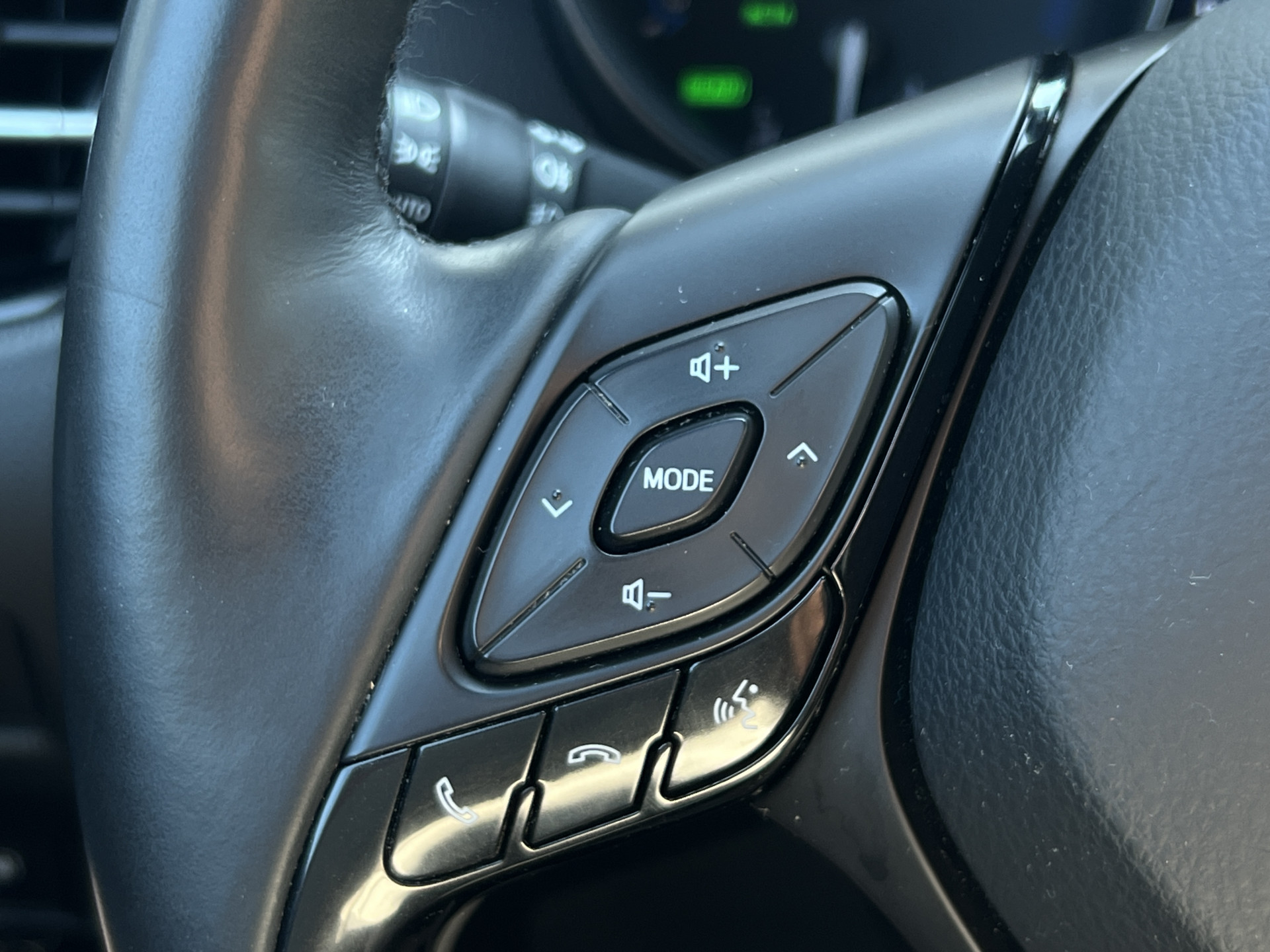 Foto van Toyota C-hr