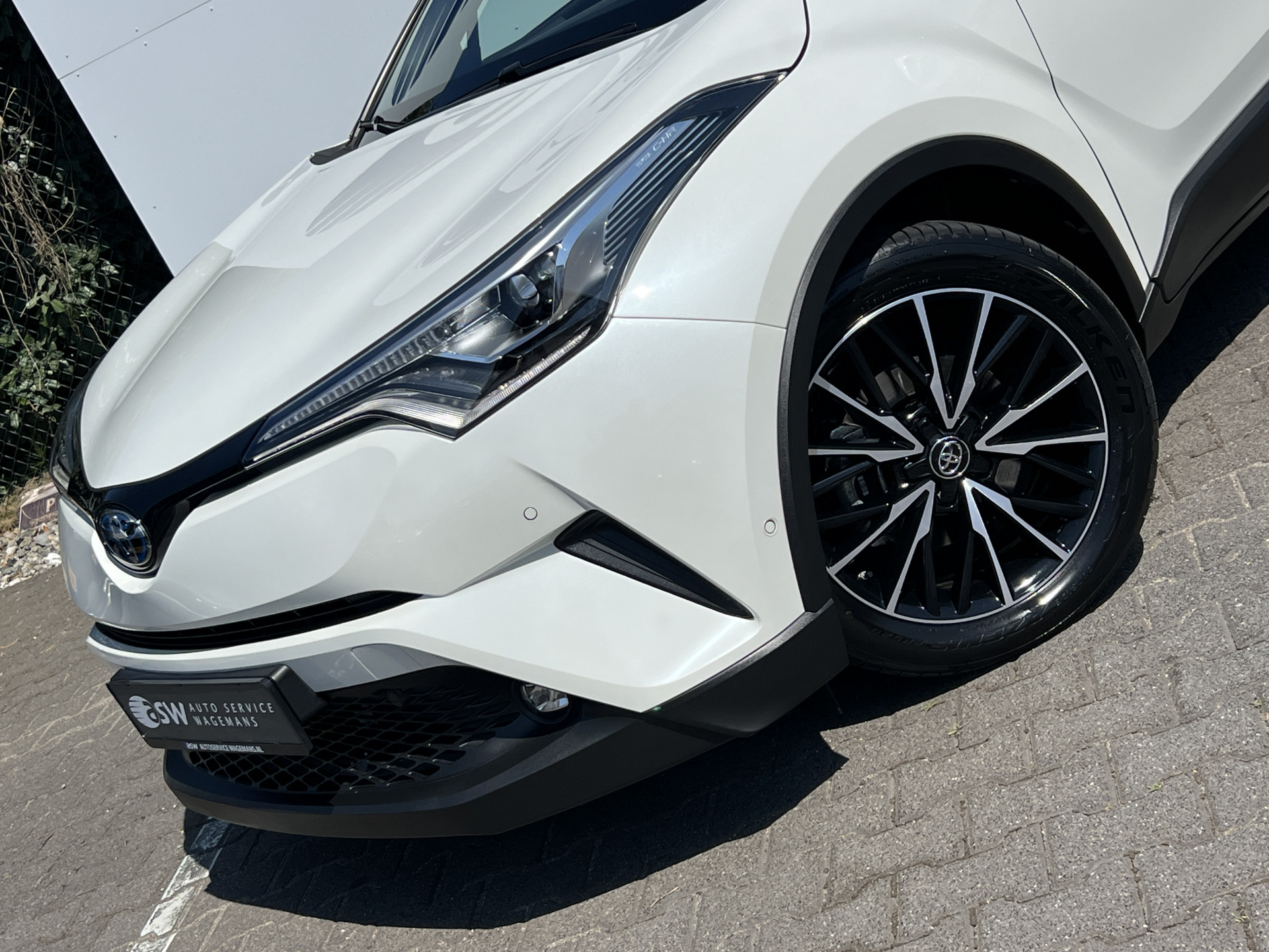 Foto van Toyota C-hr