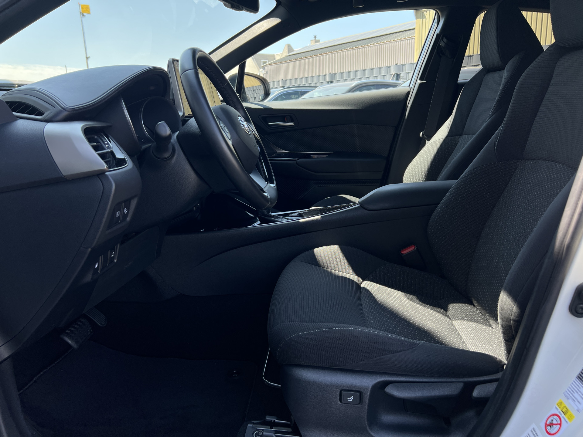 Foto van Toyota C-hr