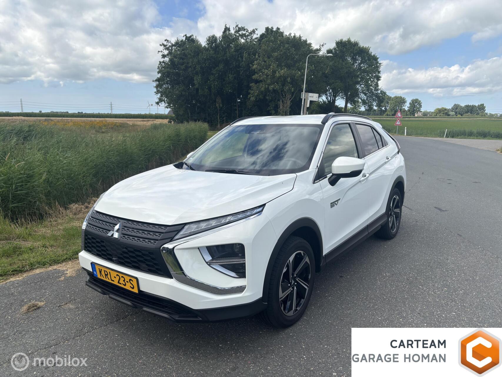 Mitsubishi Eclipse Cross 2.4 PHEV Intense 2022 - voorkant