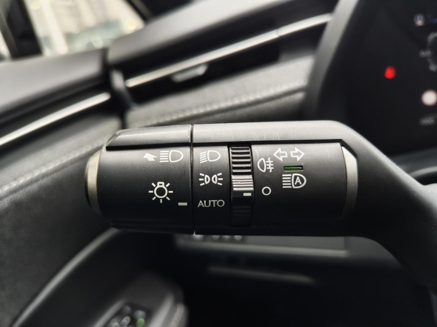 Foto van Lexus Lexus LBX