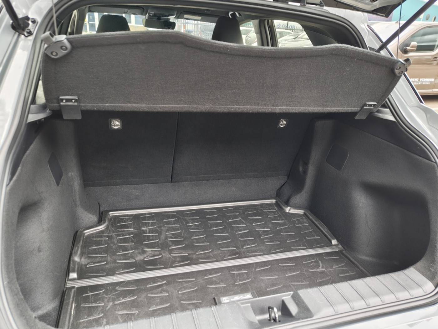 Foto van Lexus Lexus LBX