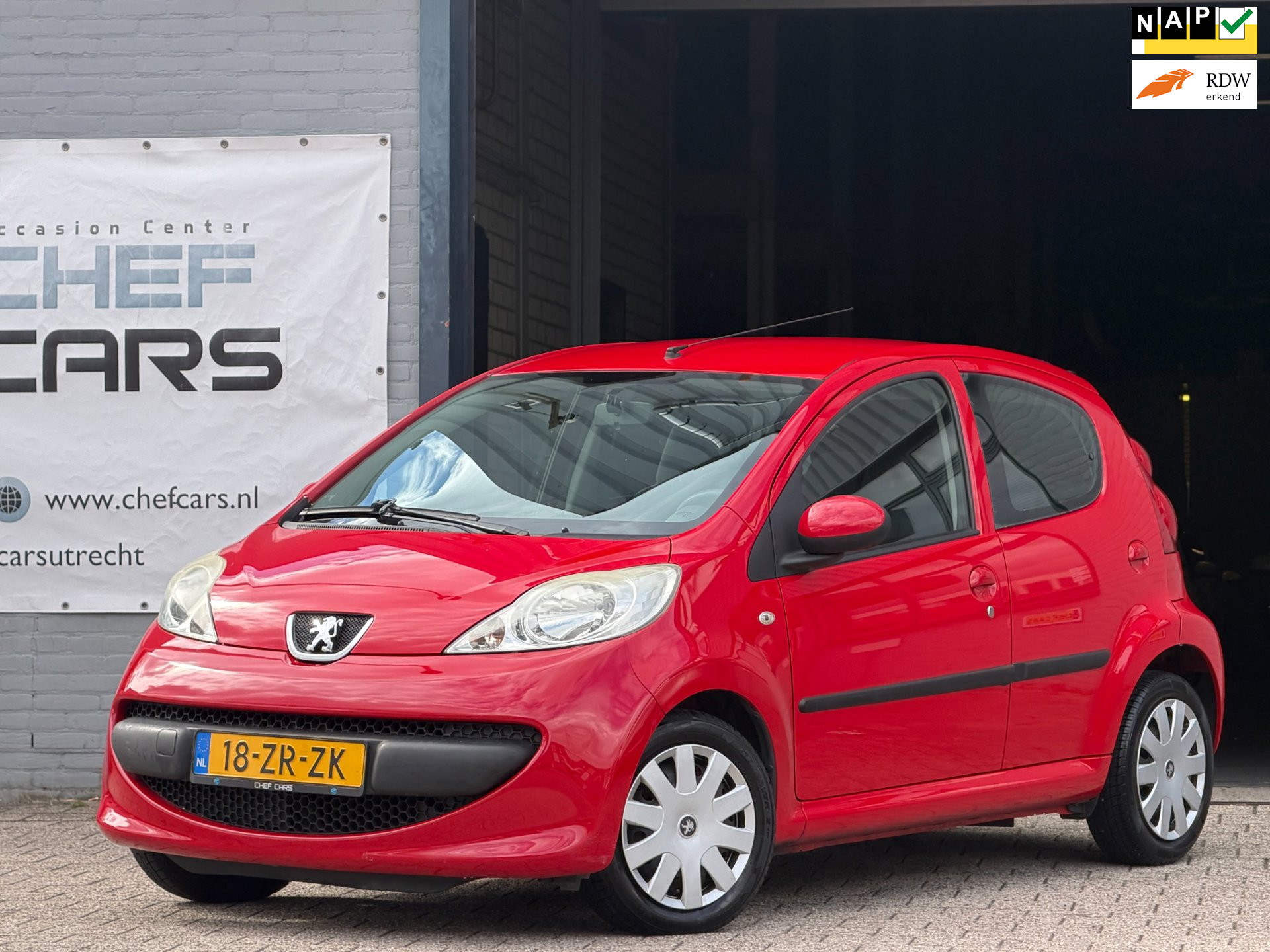 Peugeot 107 1.0-12V XS 2008 - voorkant