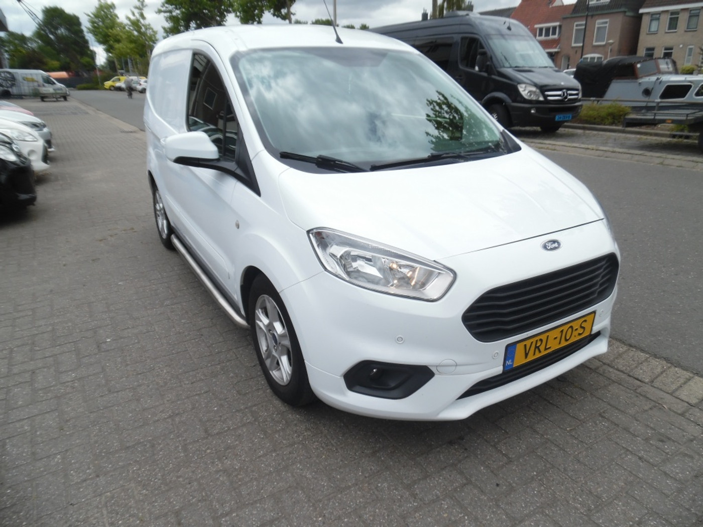 Foto van Ford Transit Courier