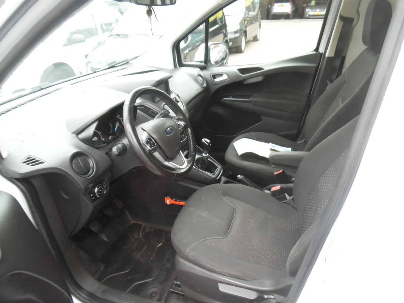 Foto van Ford Transit Courier