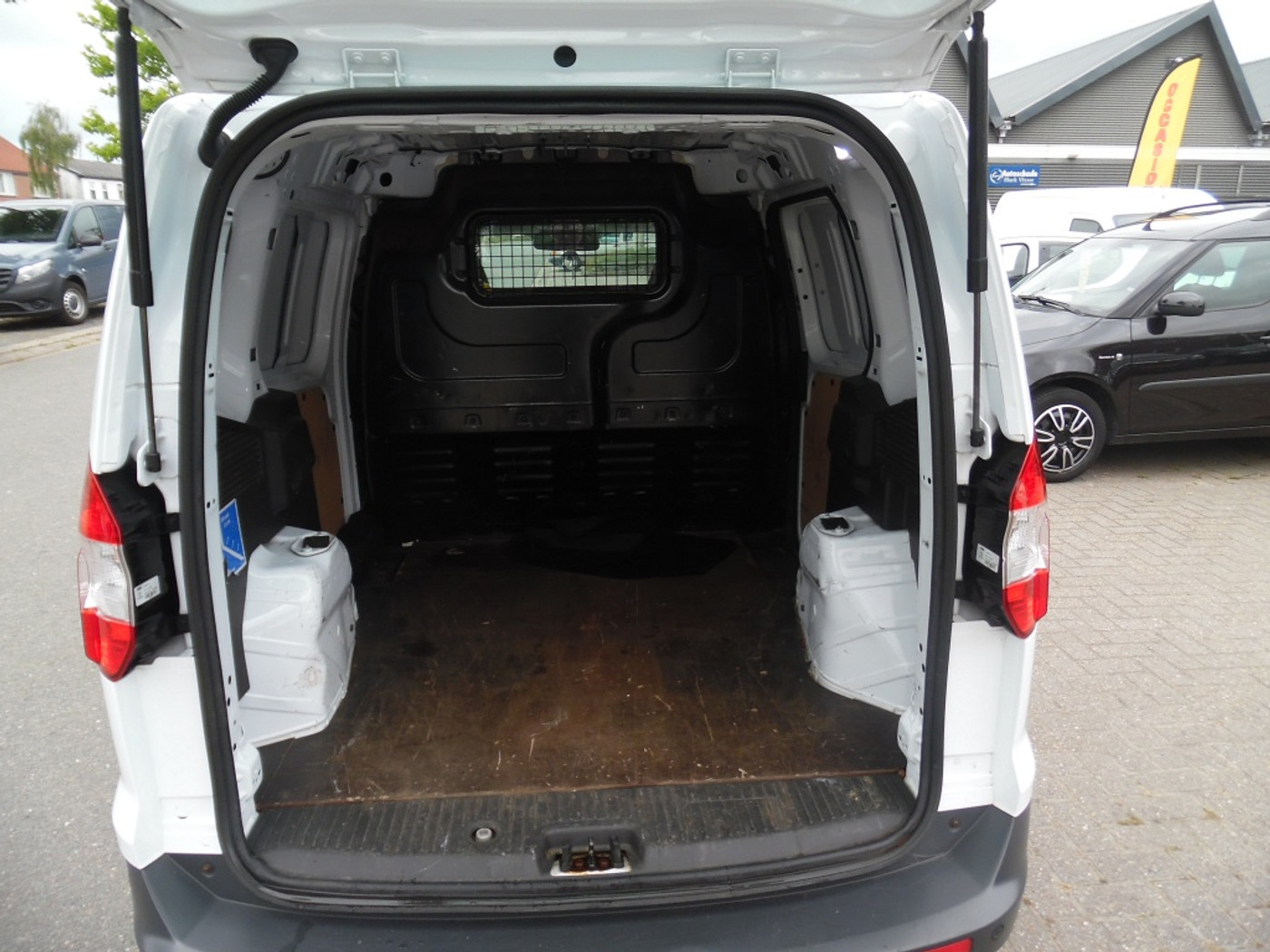 Foto van Ford Transit Courier