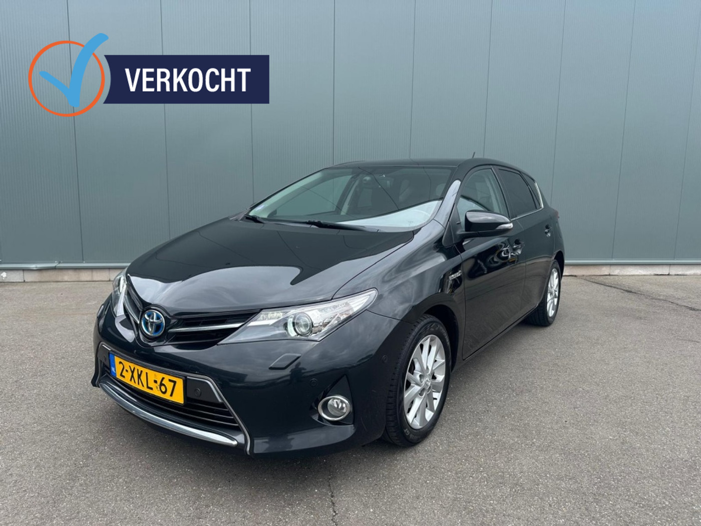 Toyota Toyota Auris 1.8 Hybrid Lease+ PANORMADAK | ONDERHOUDSBOEKJE ! 2014 - voorkant