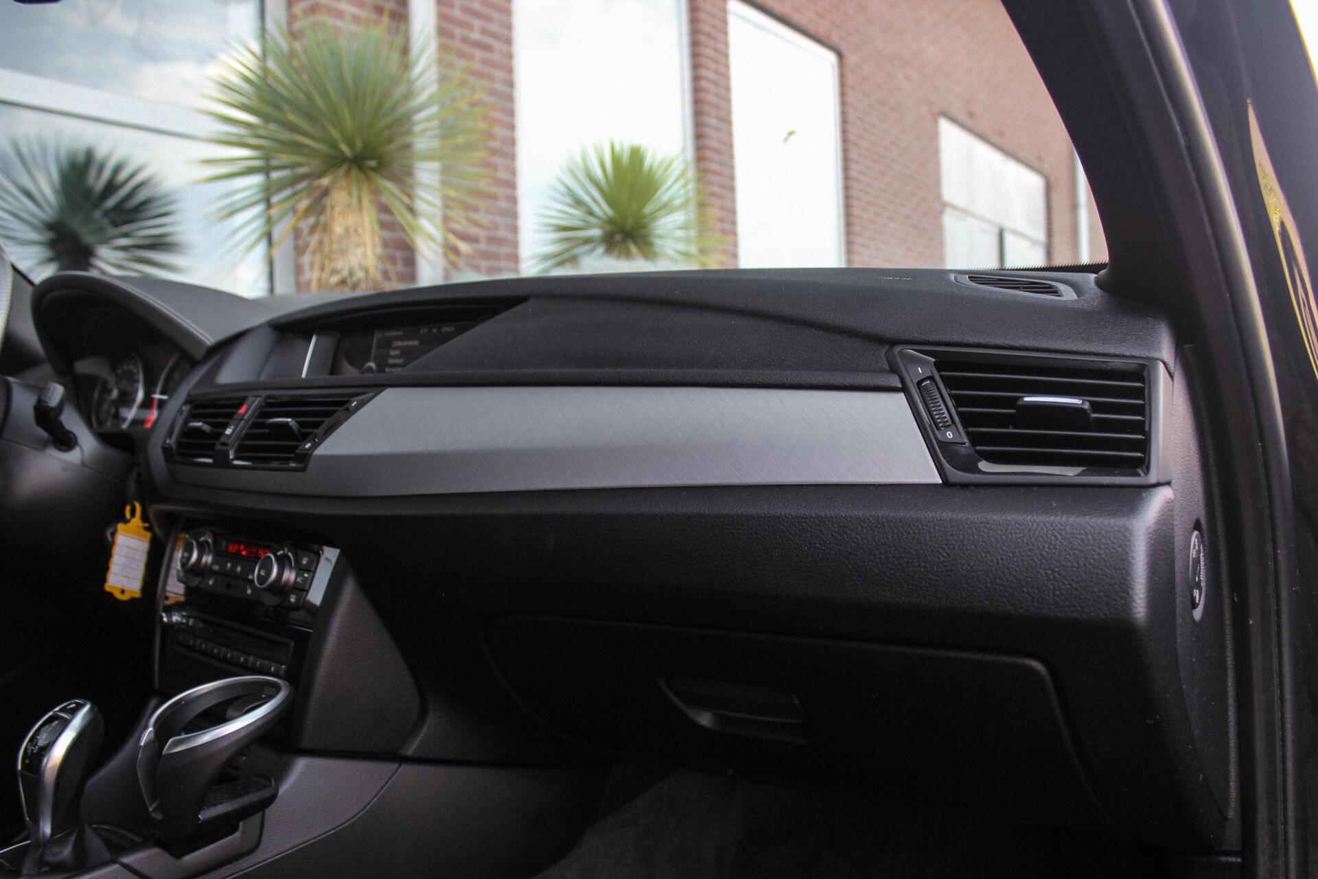 Foto van BMW X1 Sdrive20i