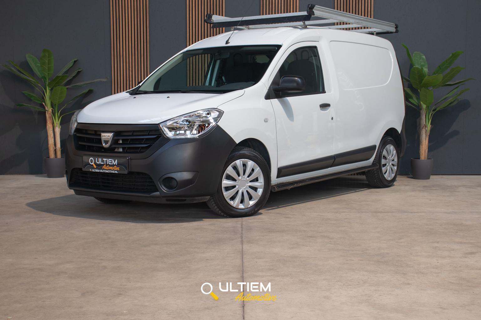 Dacia Dokker 1.5 dCi 90 Ambiance 2016 - voorkant
