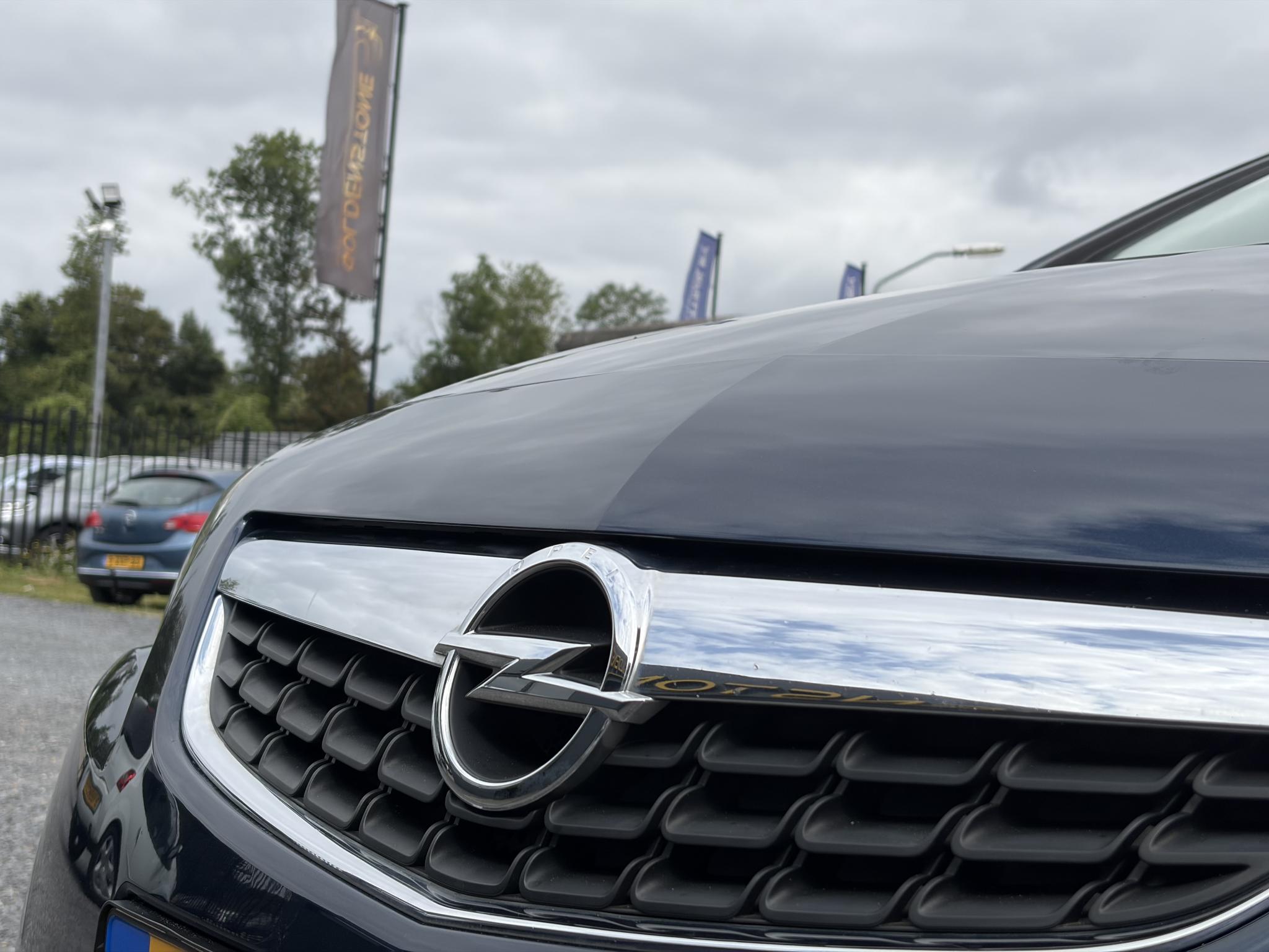 Foto van Opel Astra Sports Tourer