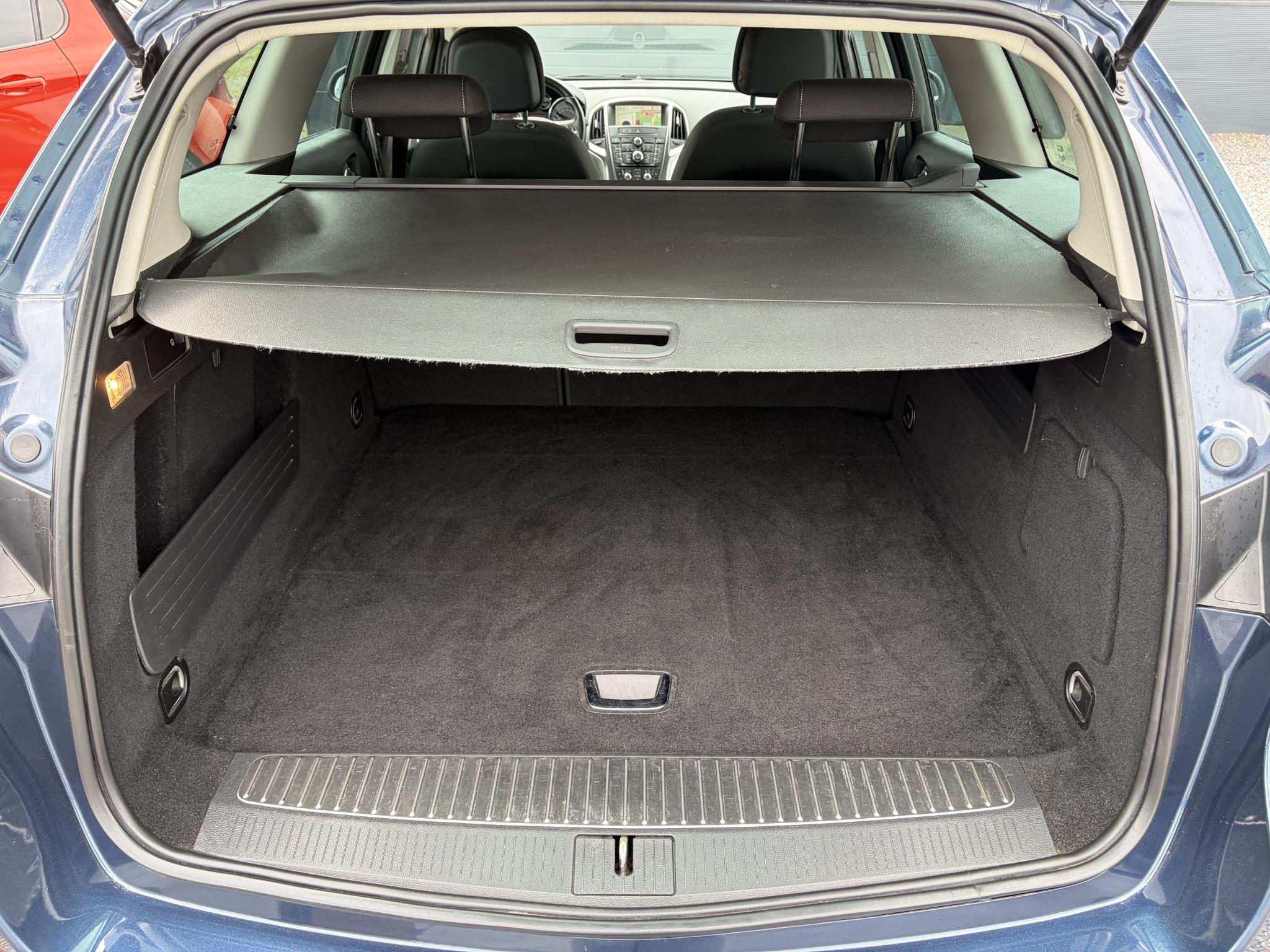 Foto van Opel Astra Sports Tourer