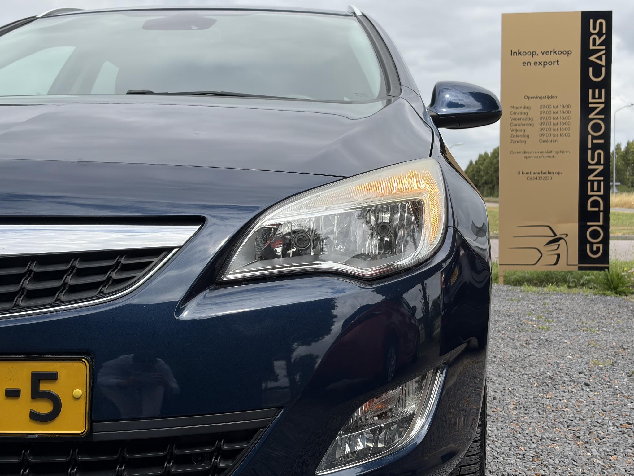 Foto van Opel Astra Sports Tourer