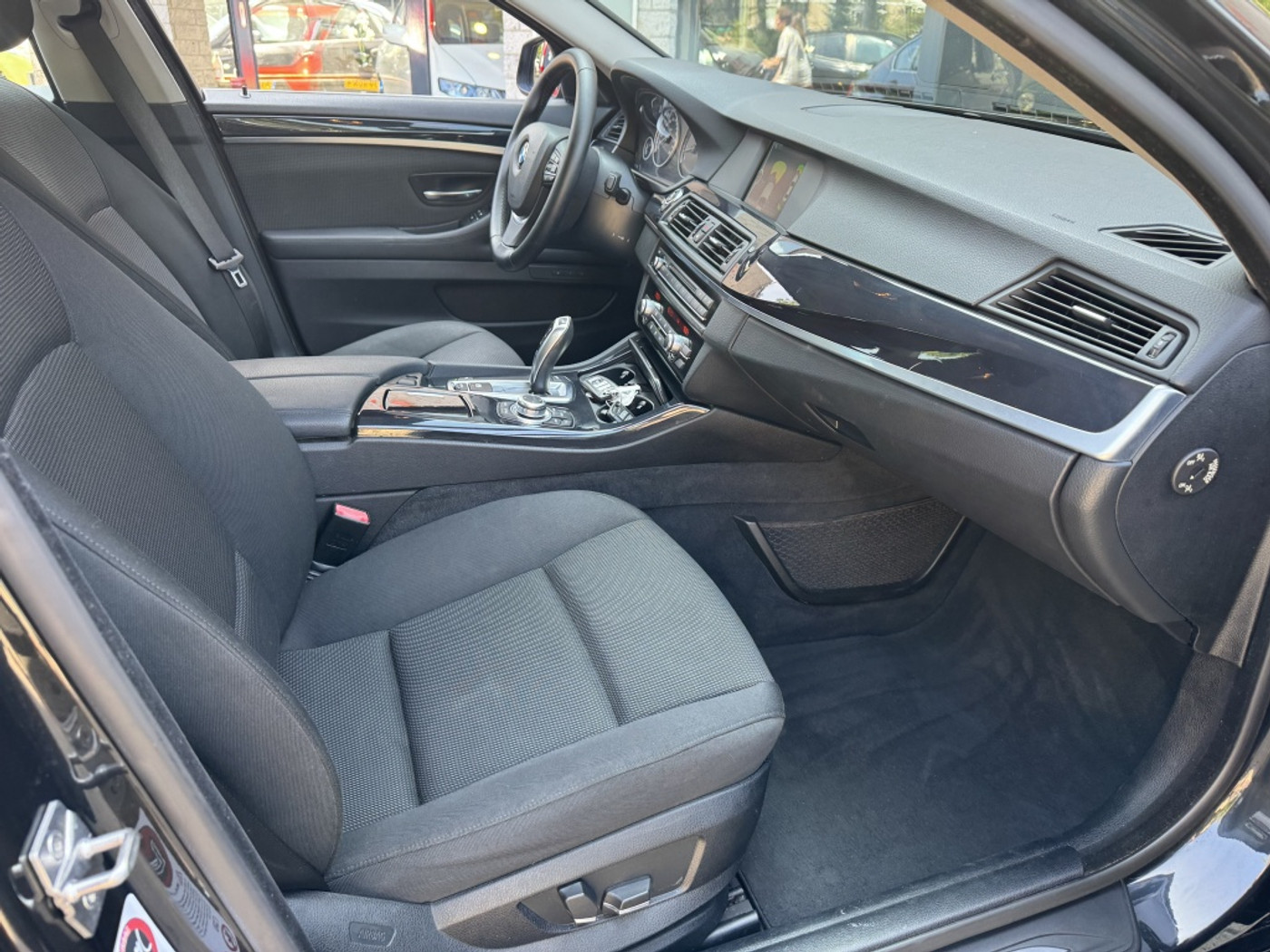 Foto van BMW 523i