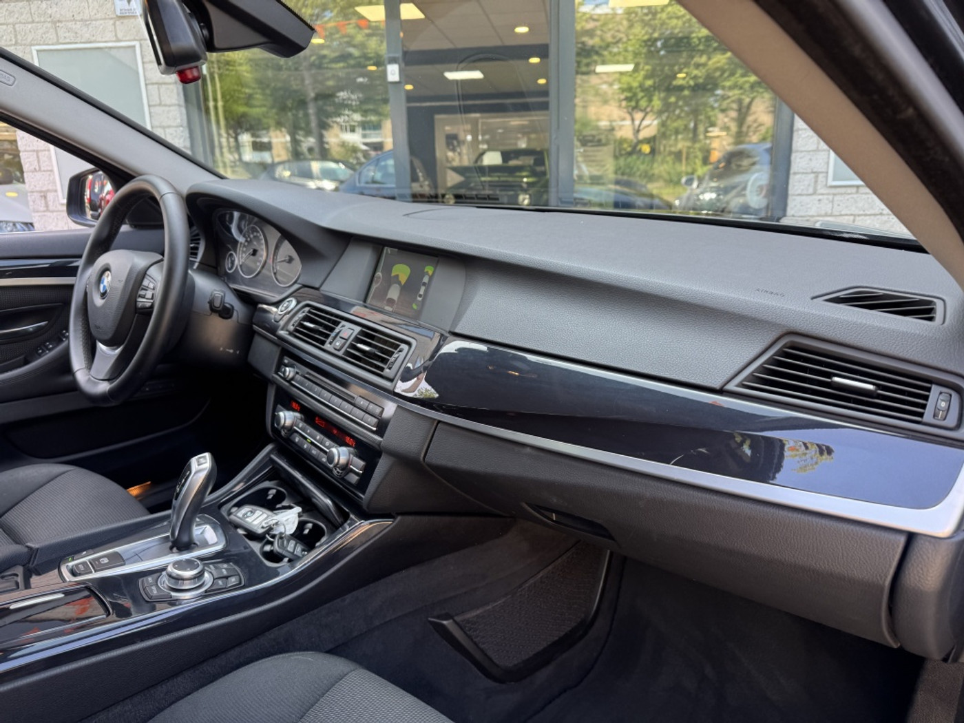 Foto van BMW 523i